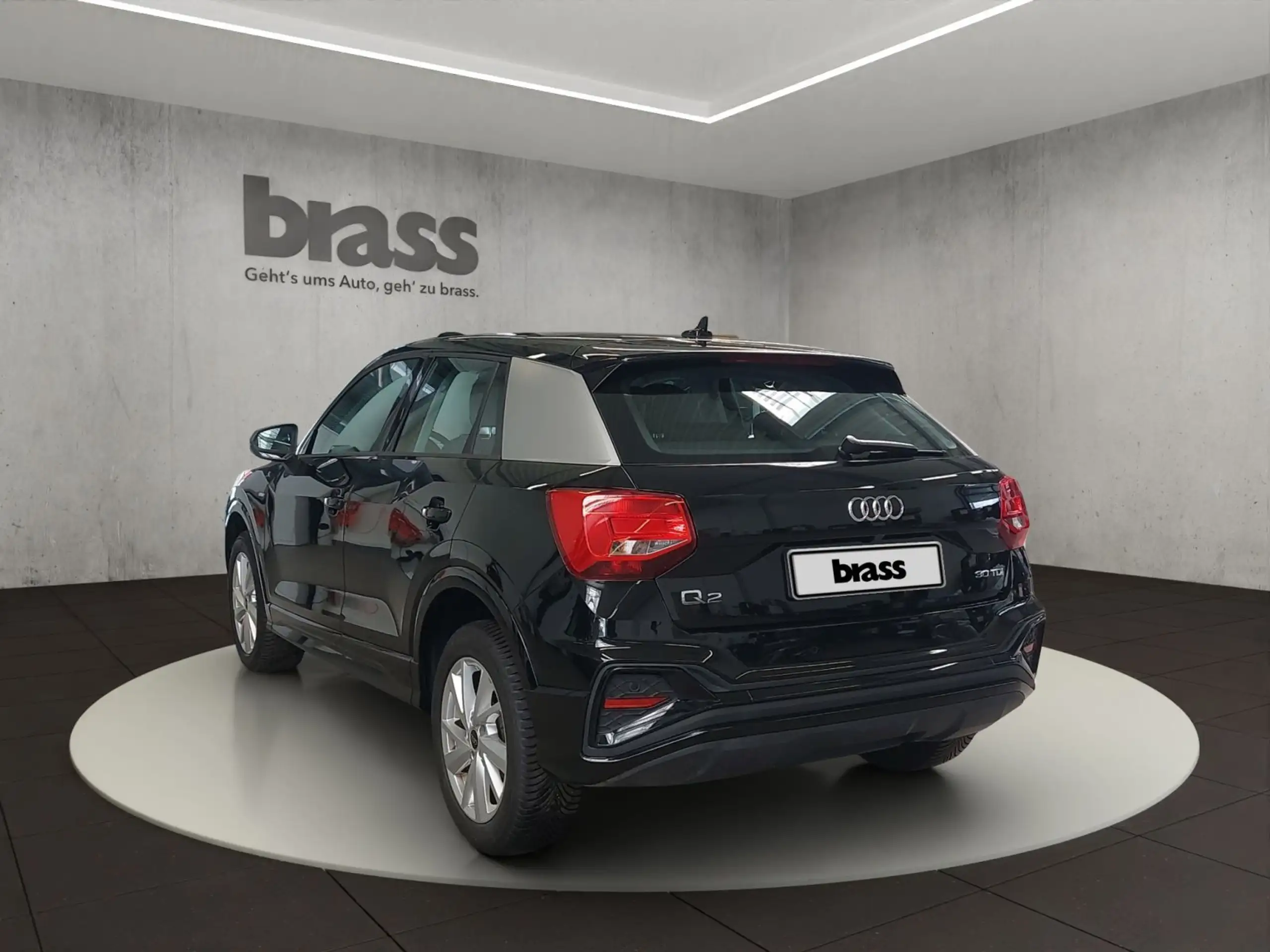 Audi - Q2