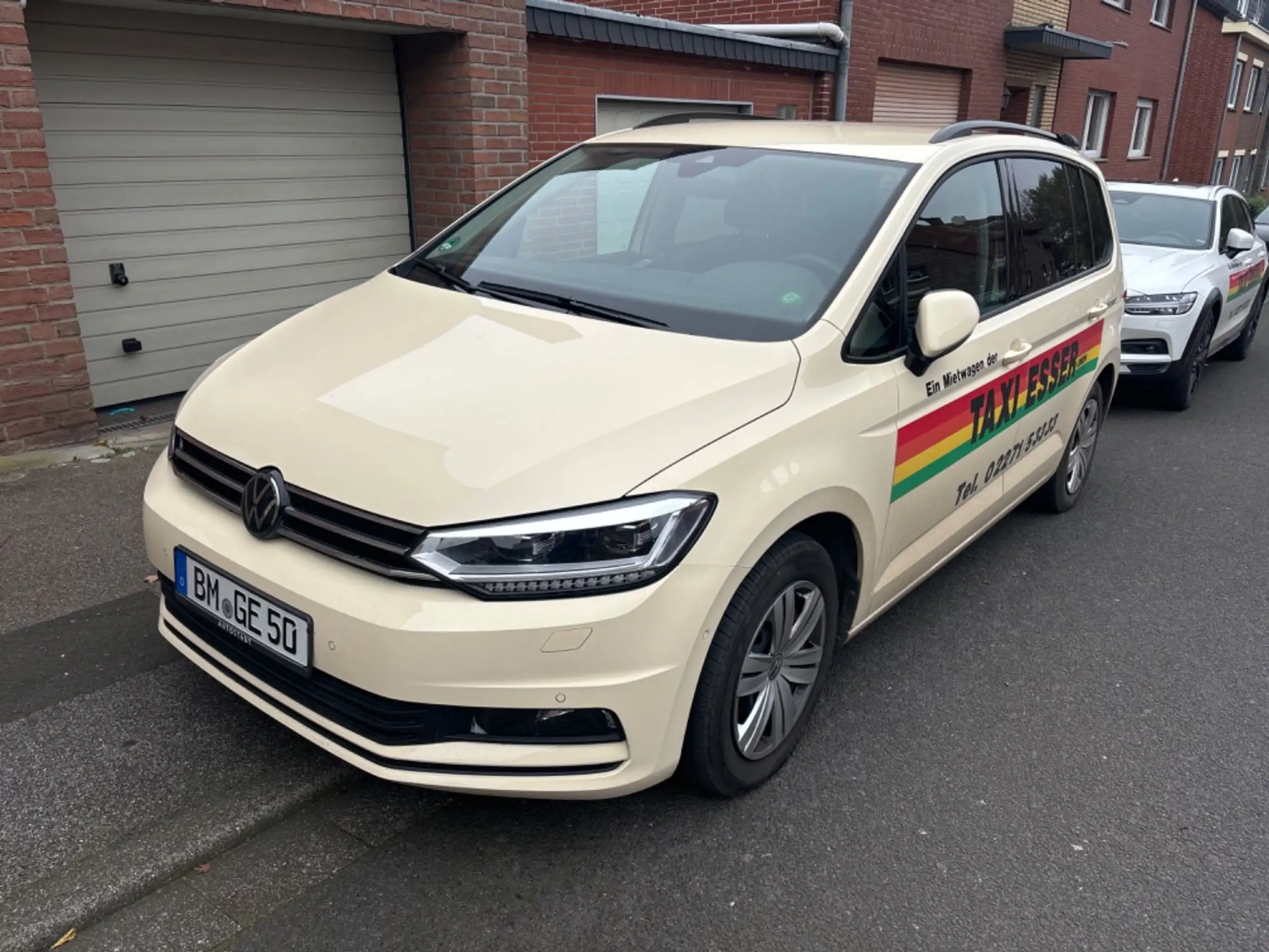 Volkswagen - Touran