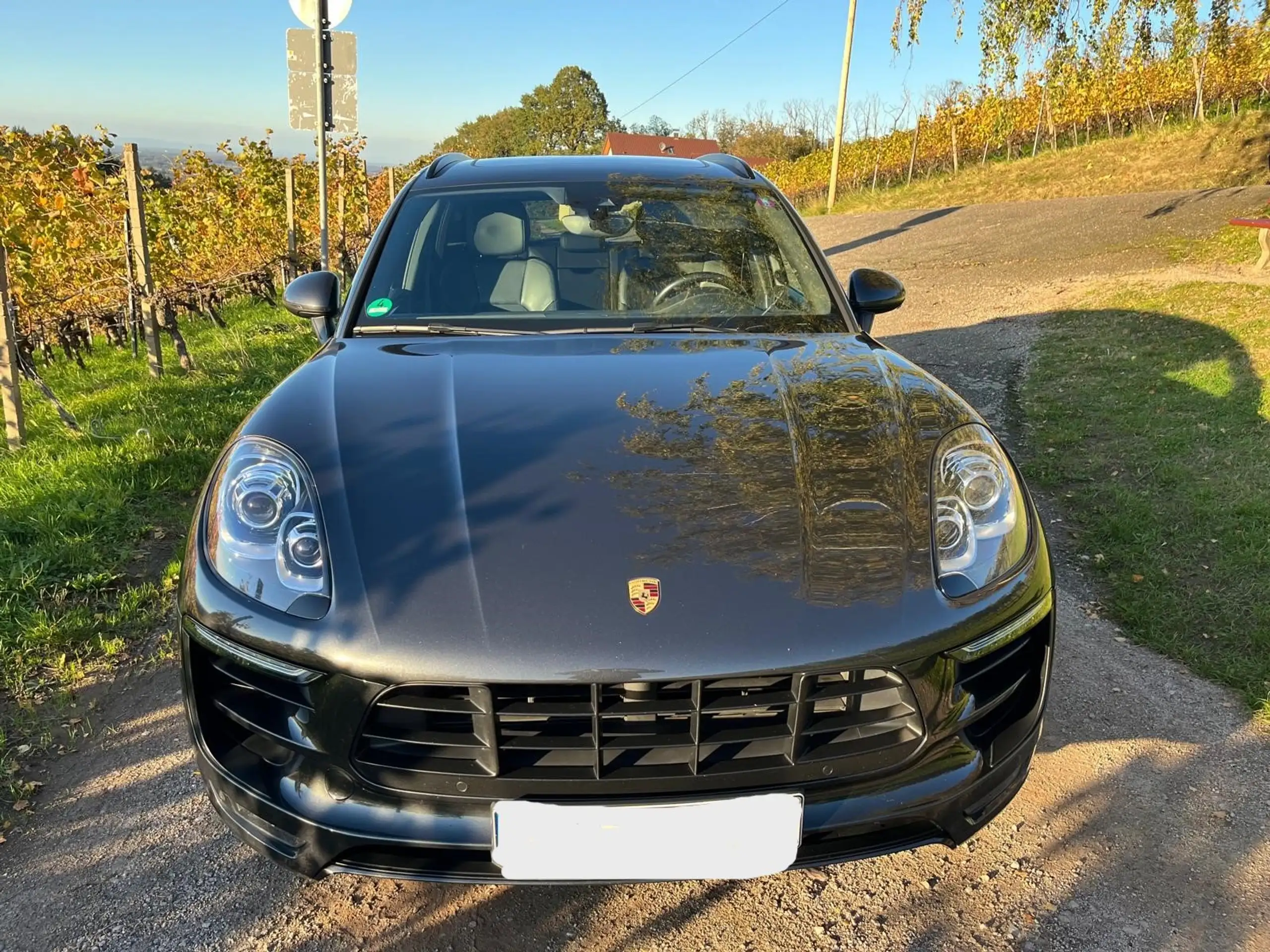 Porsche - Macan