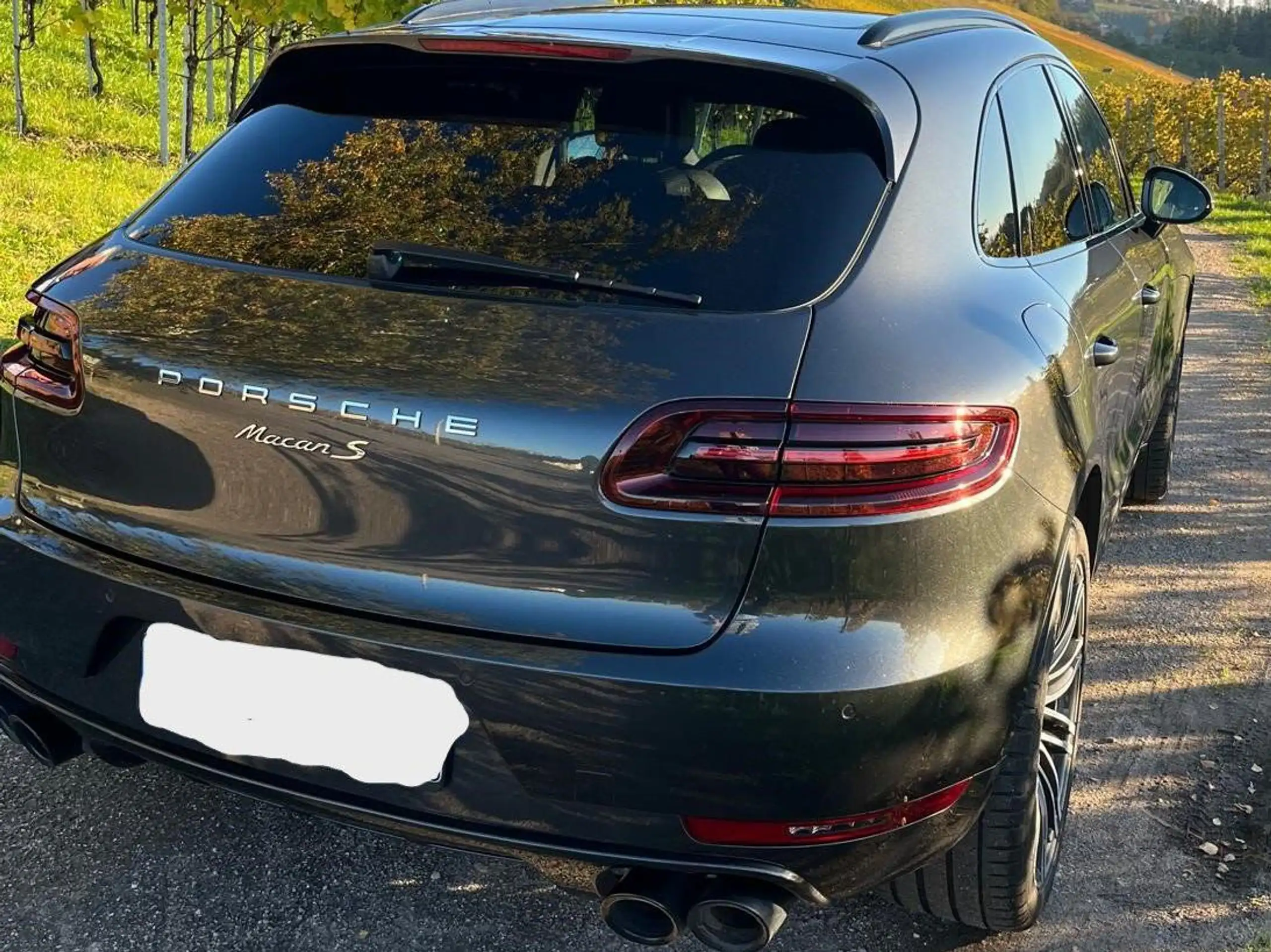 Porsche - Macan