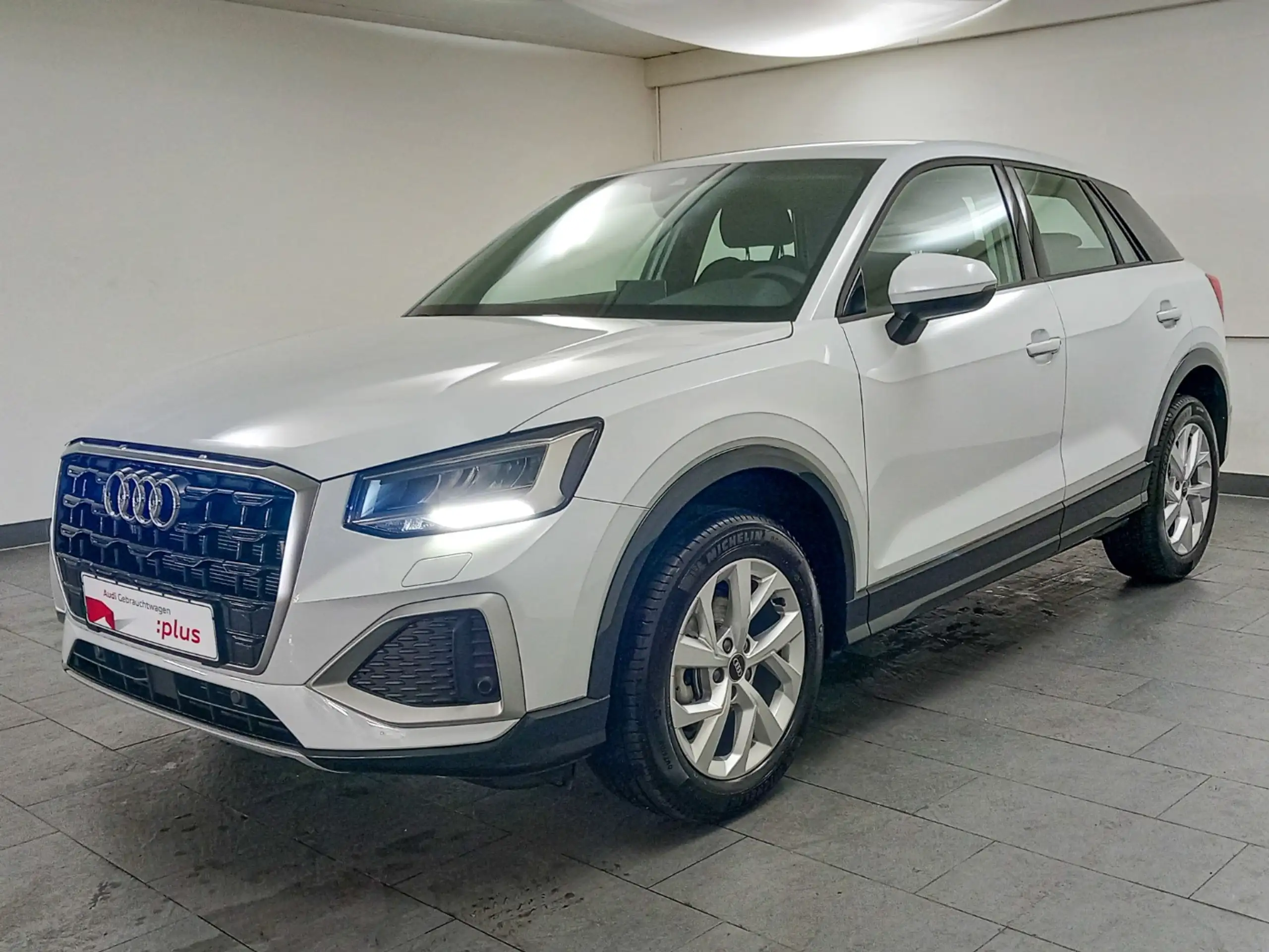 Audi - Q2