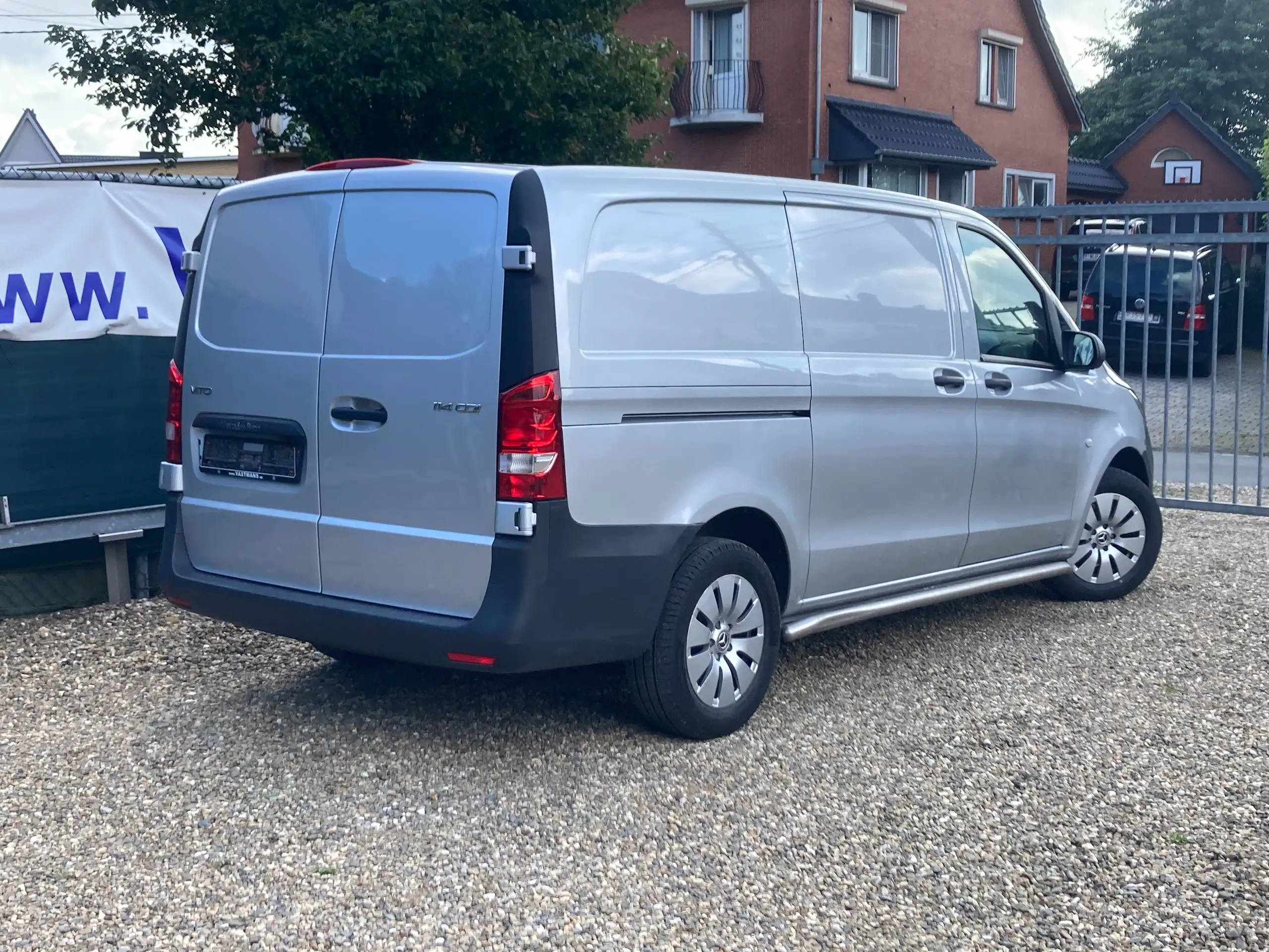 Mercedes-Benz - Vito