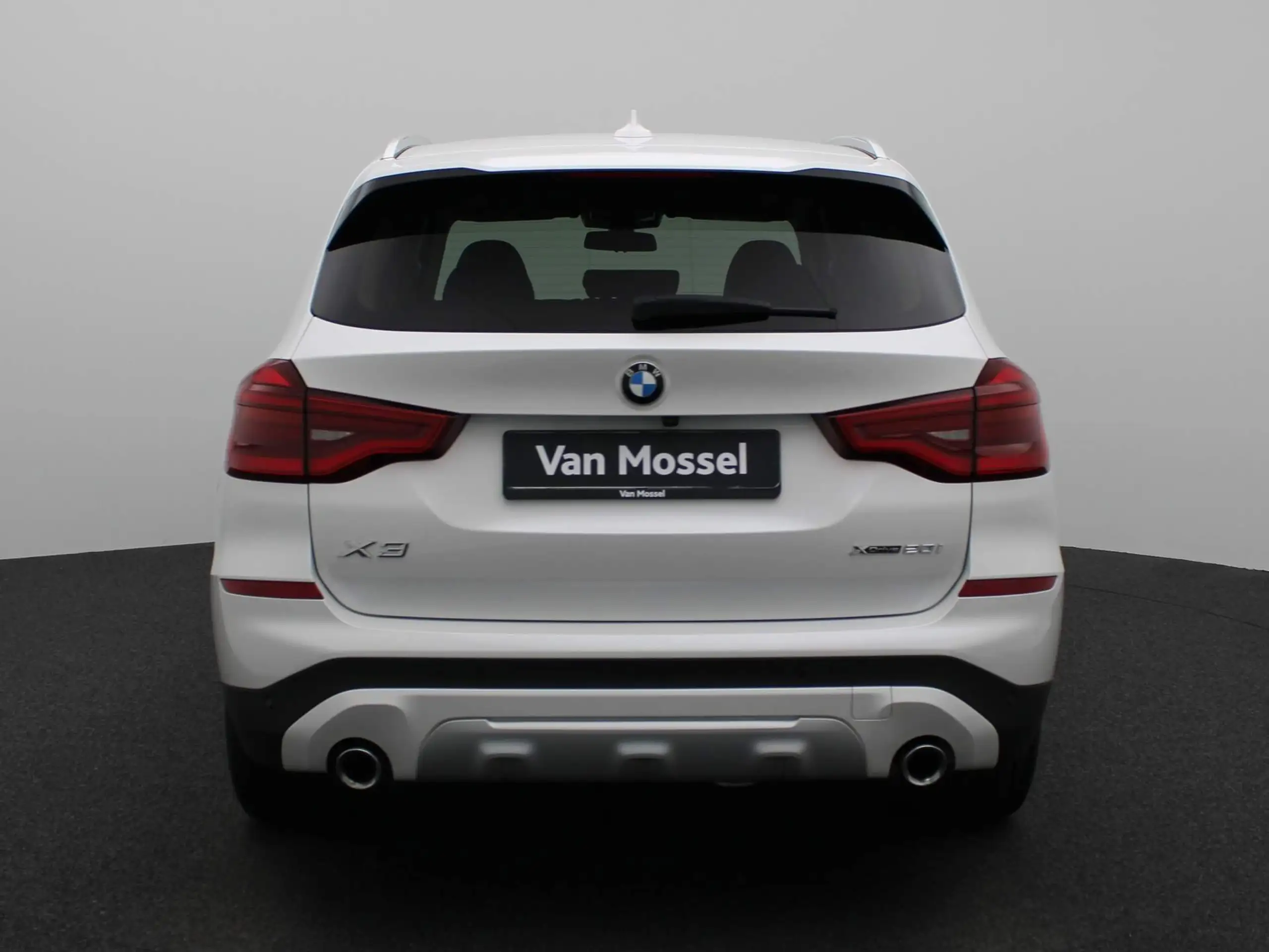 BMW - X3