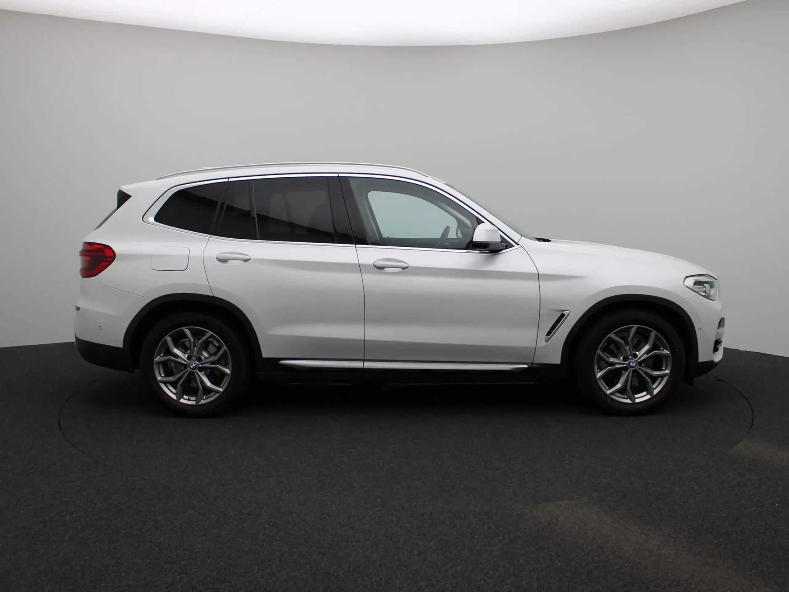 BMW - X3