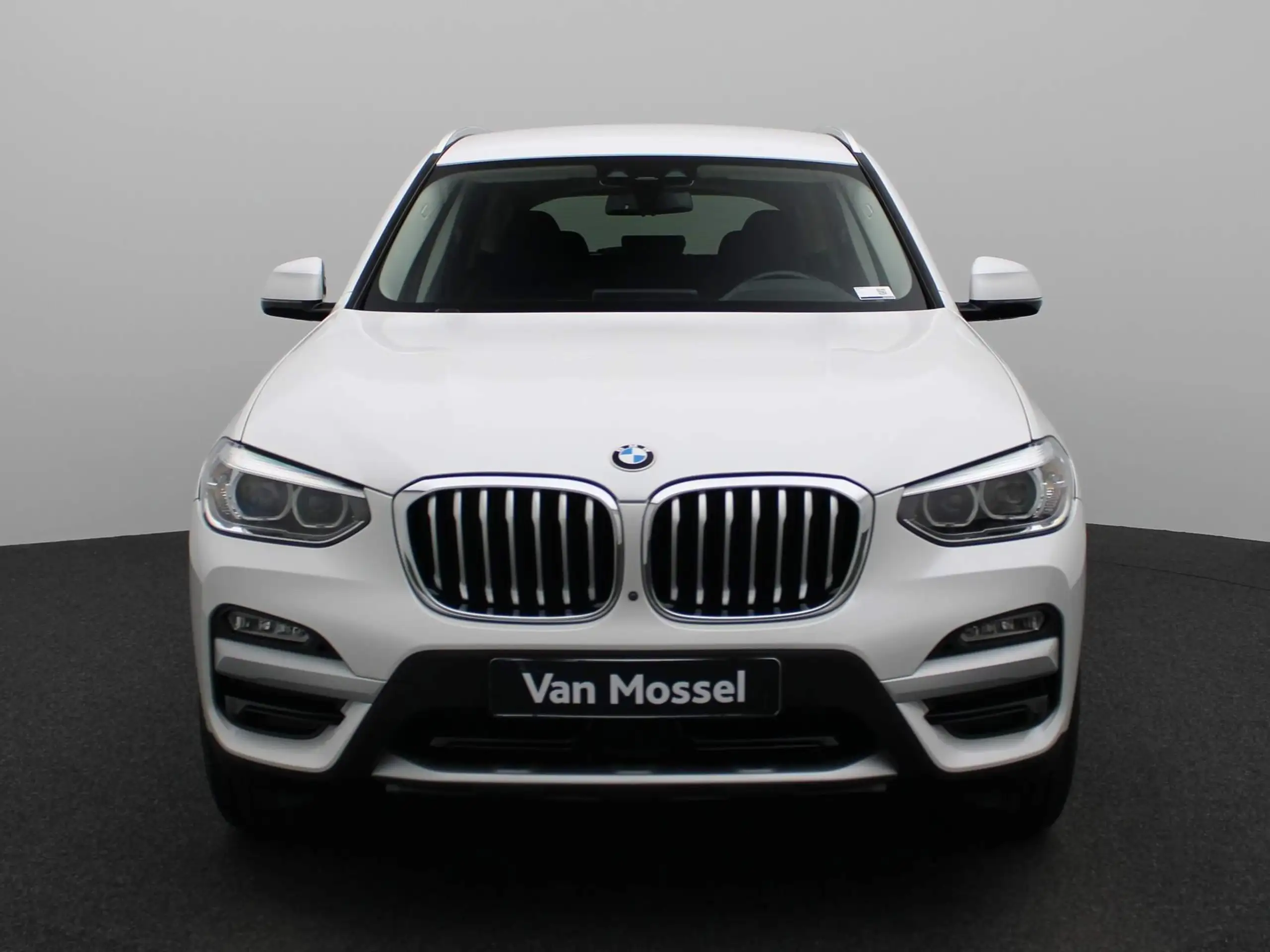 BMW - X3