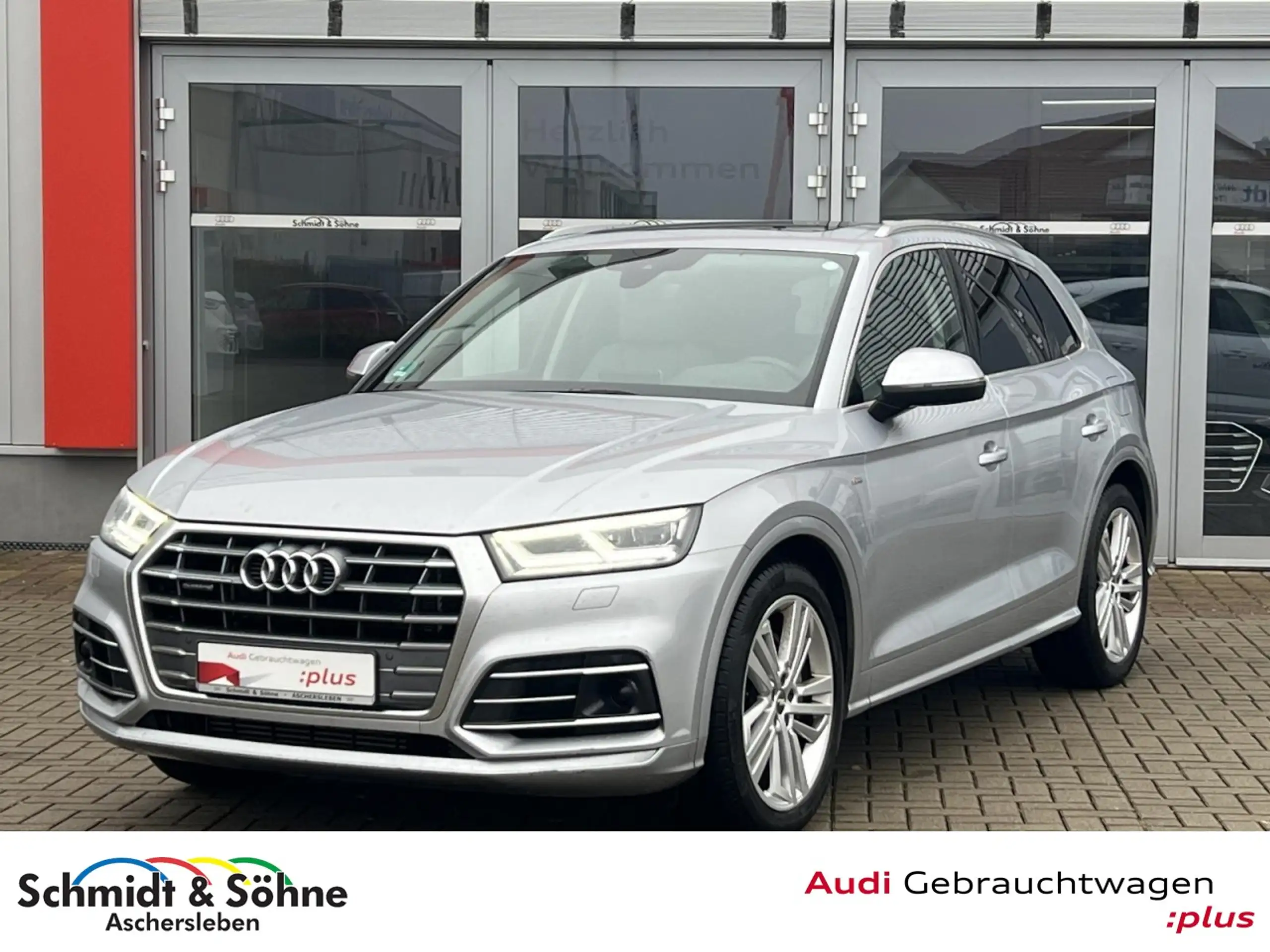 Audi - Q5