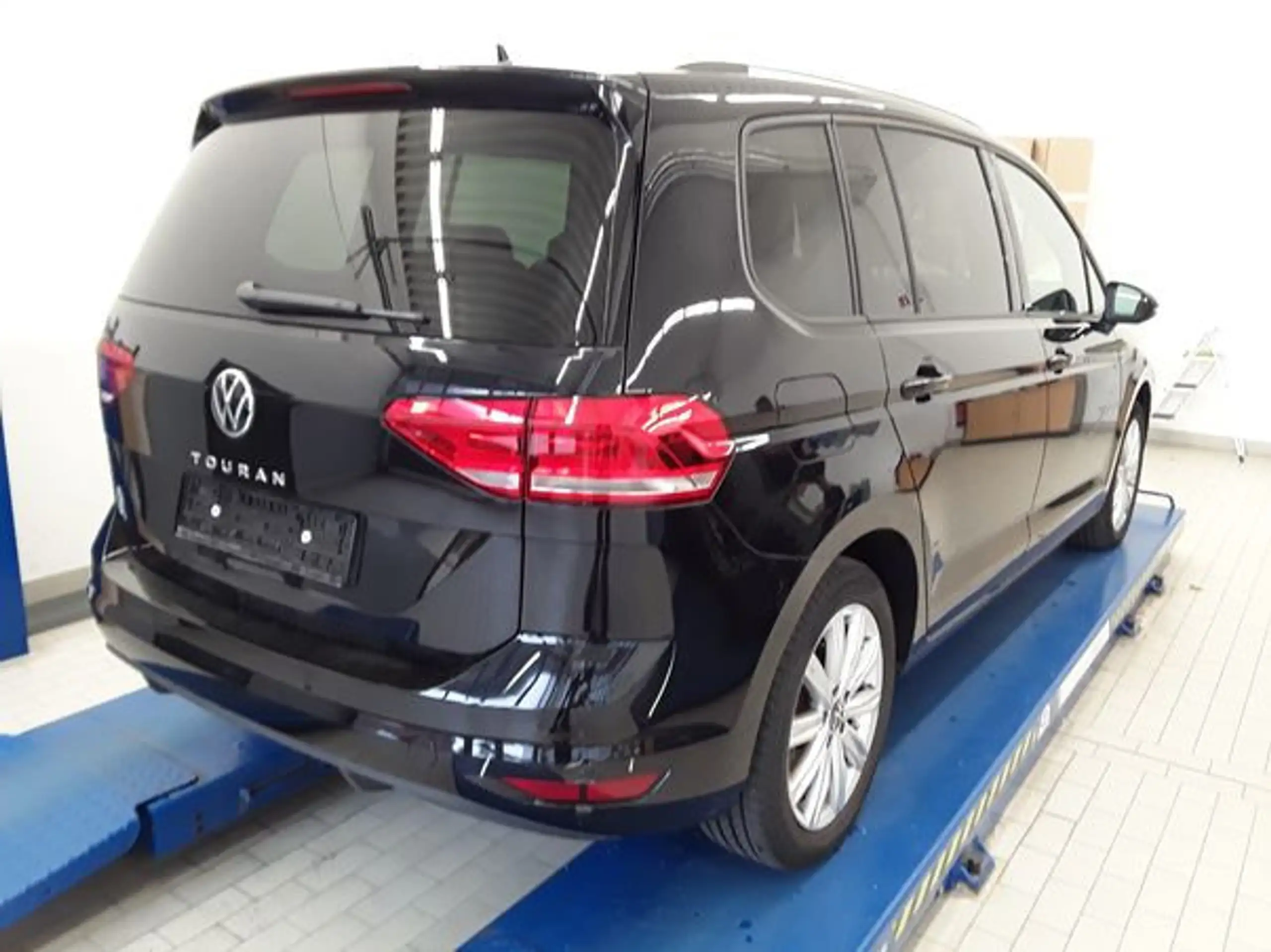 Volkswagen - Touran