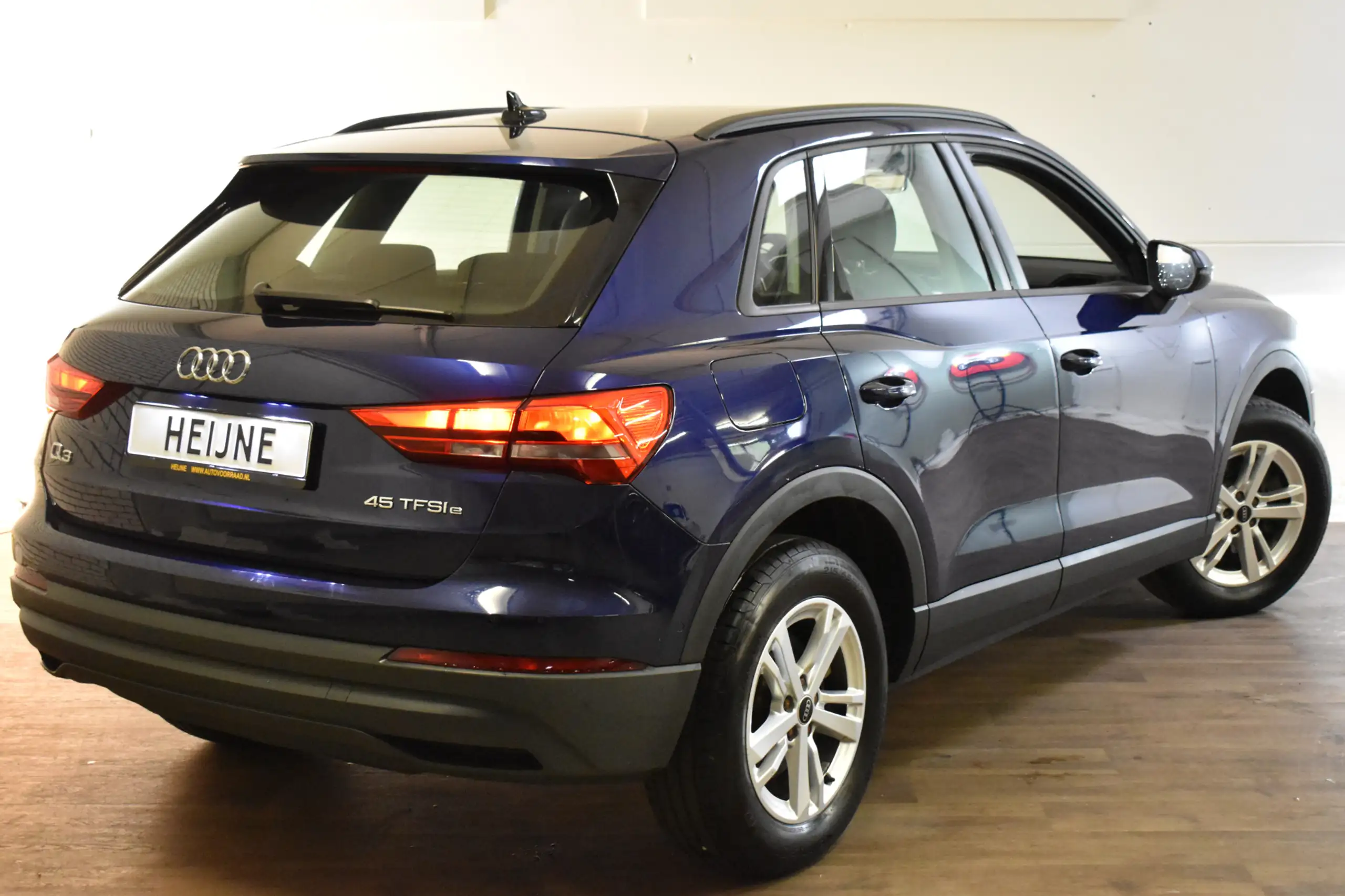 Audi - Q3