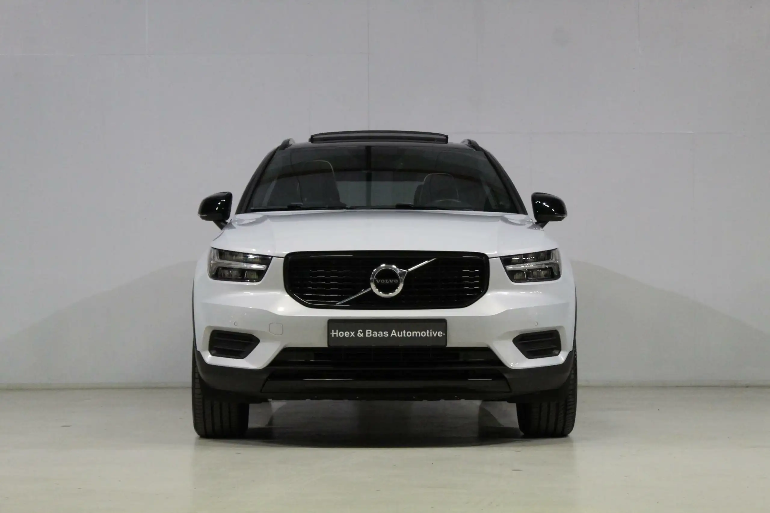 Volvo - XC40