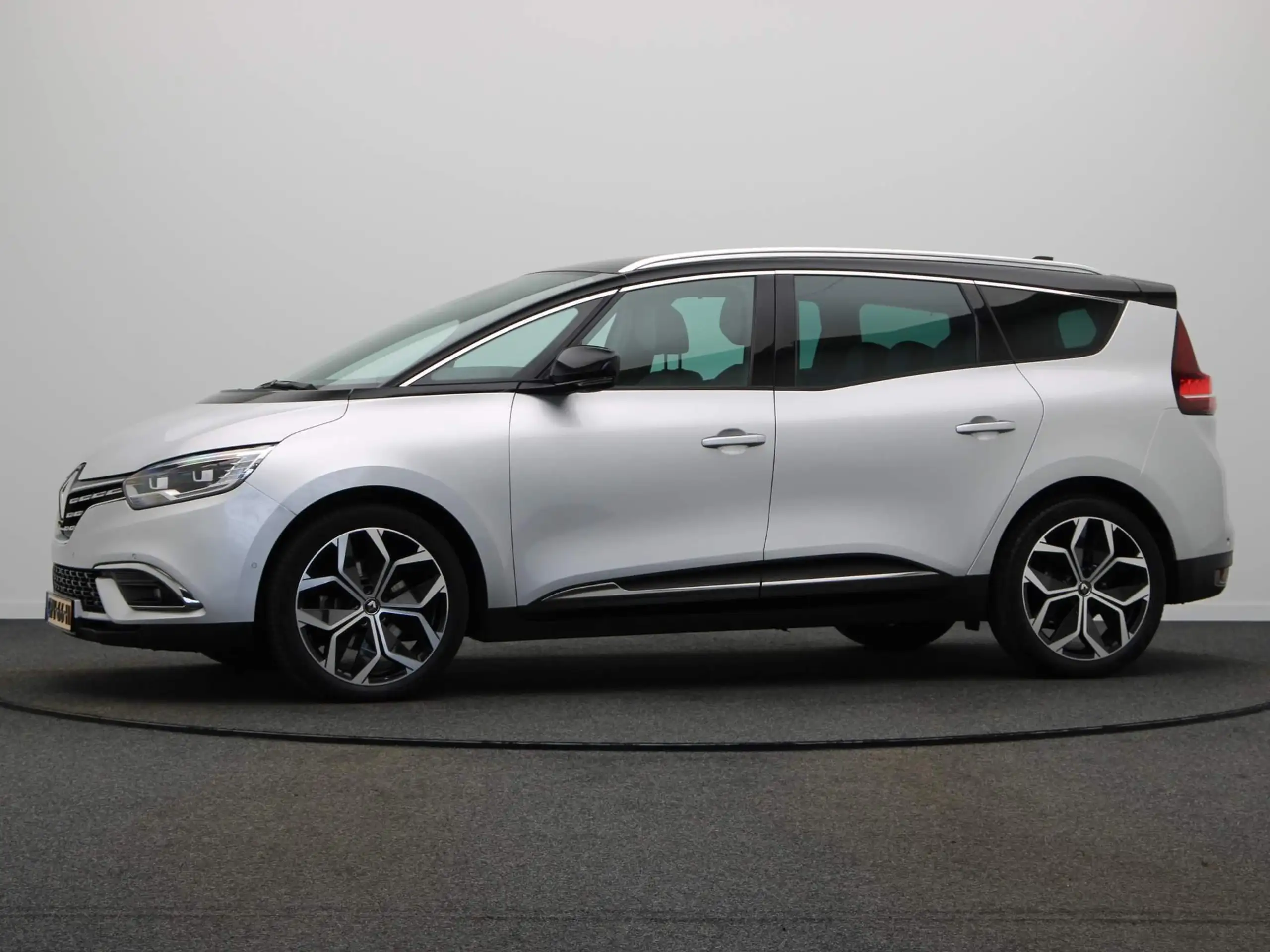 Renault - Grand Scenic