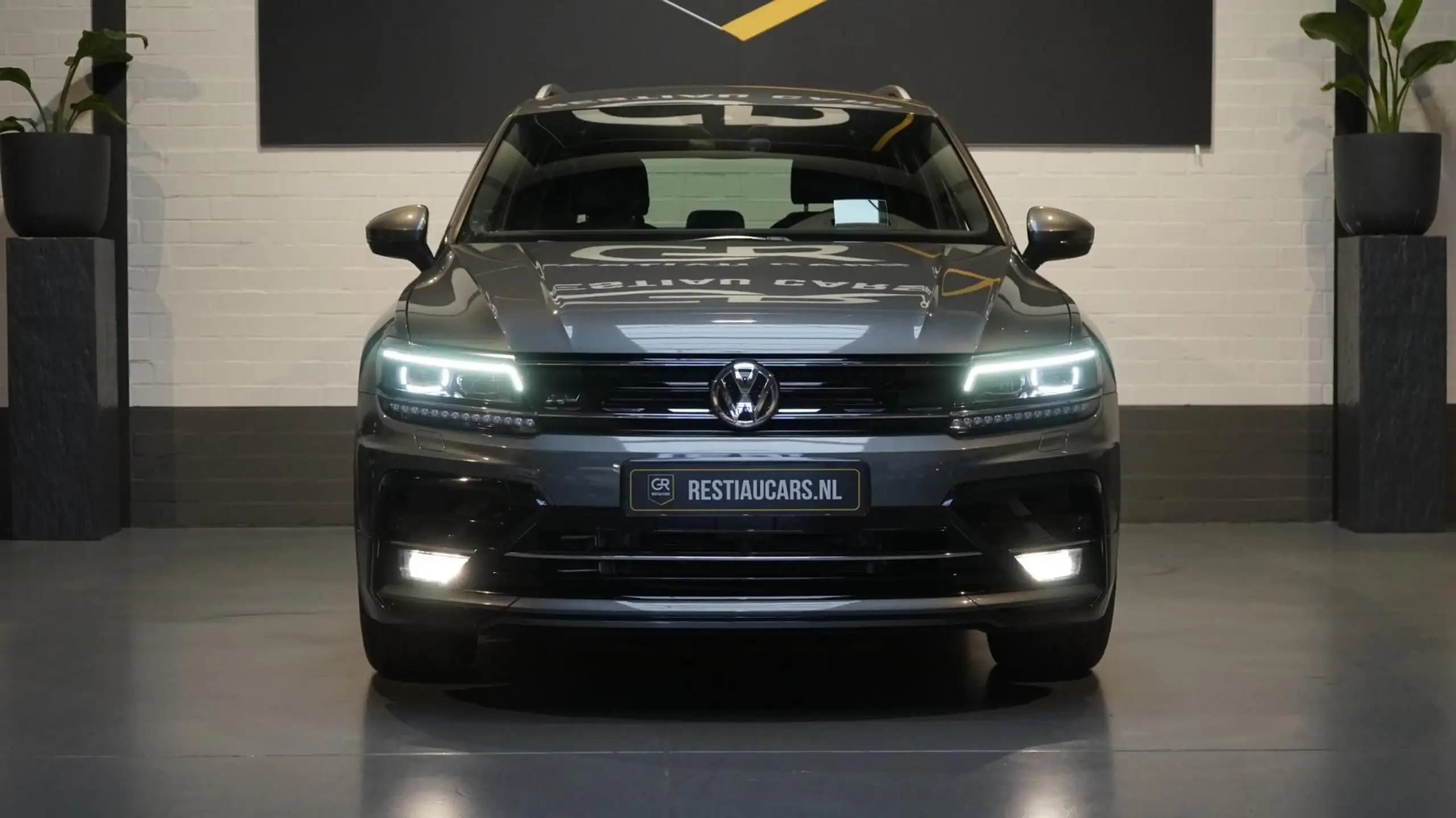 Volkswagen - Tiguan