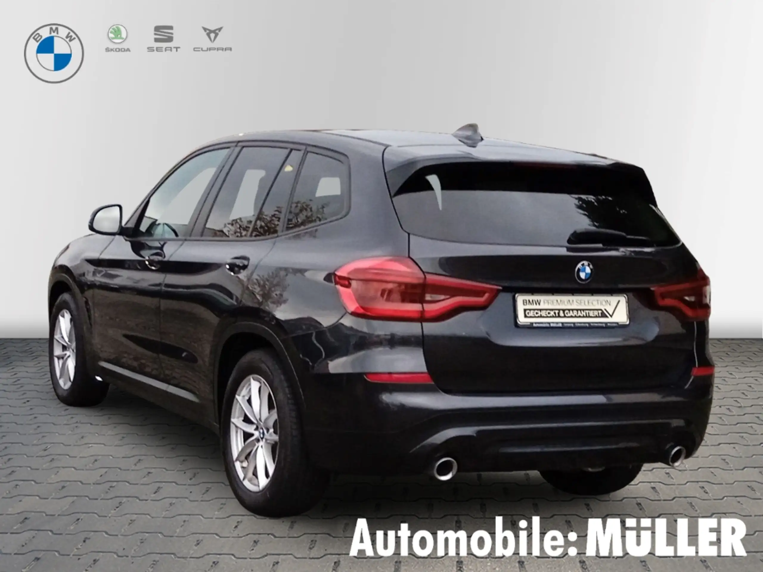 BMW - X3