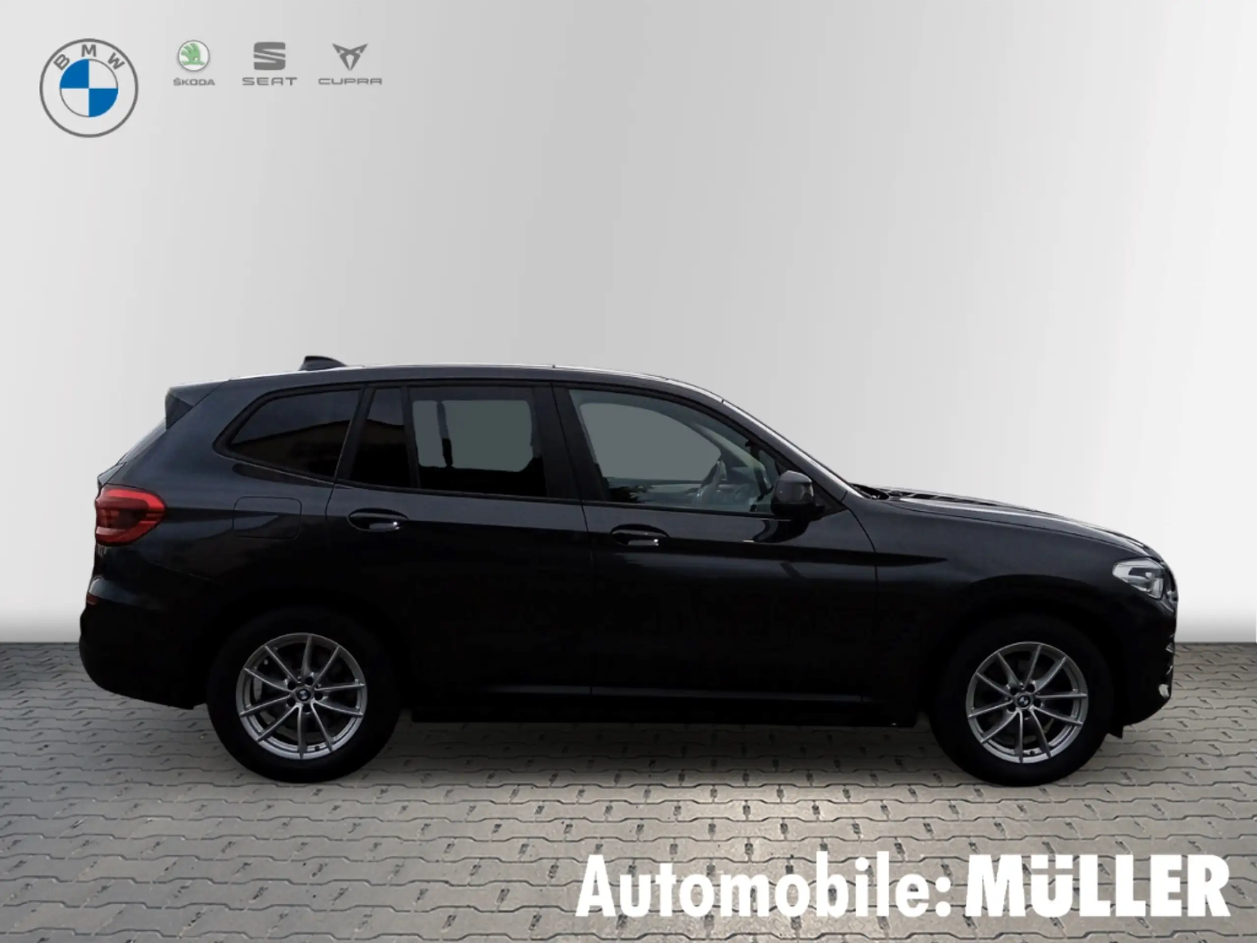 BMW - X3