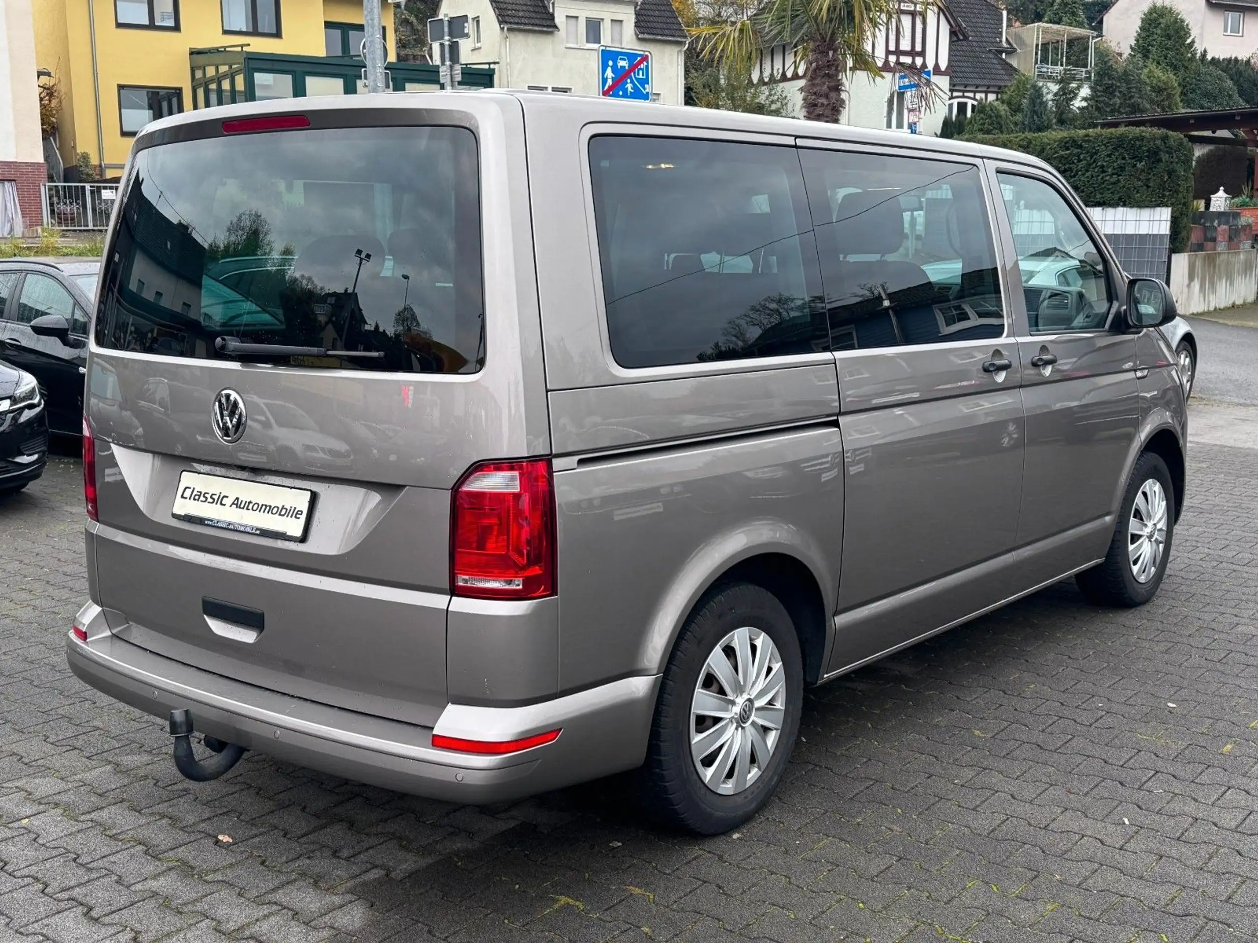 Volkswagen - T6 Multivan