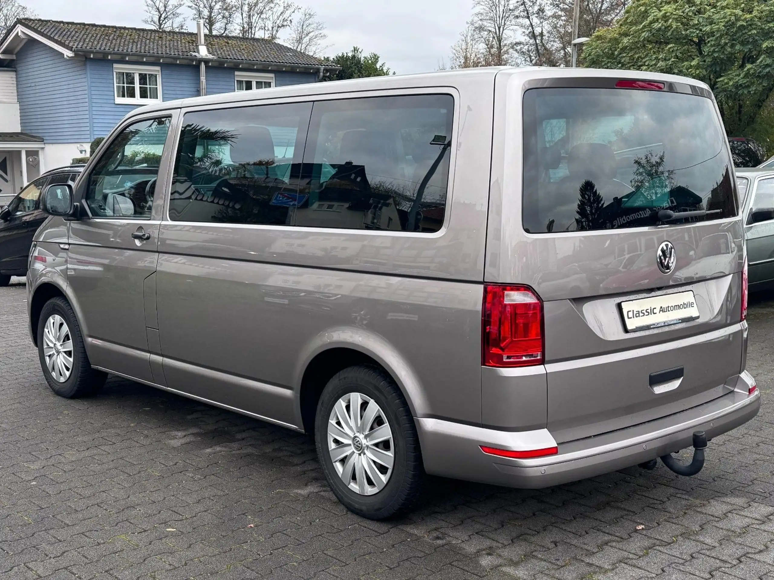 Volkswagen - T6 Multivan