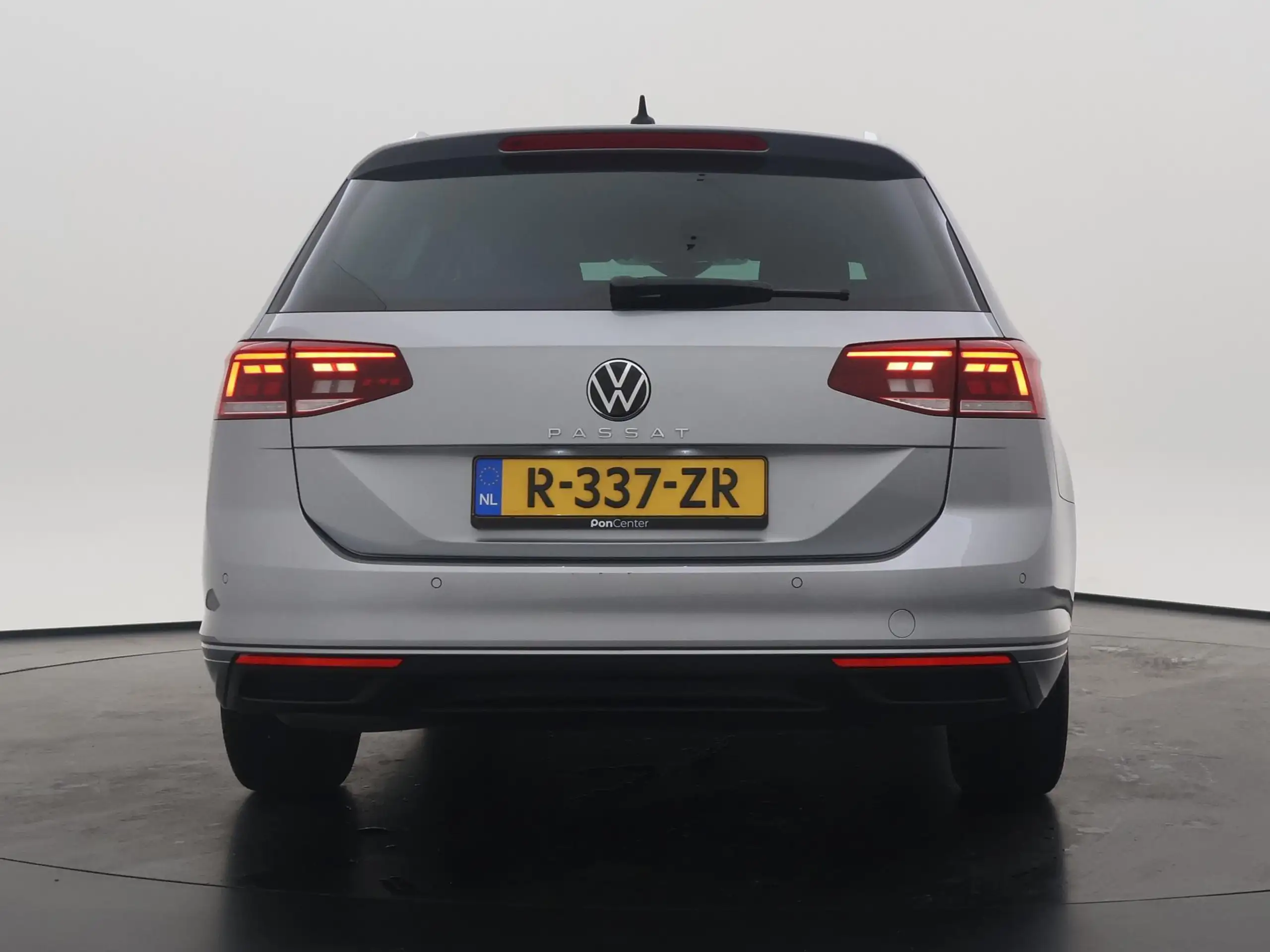 Volkswagen - Passat Variant