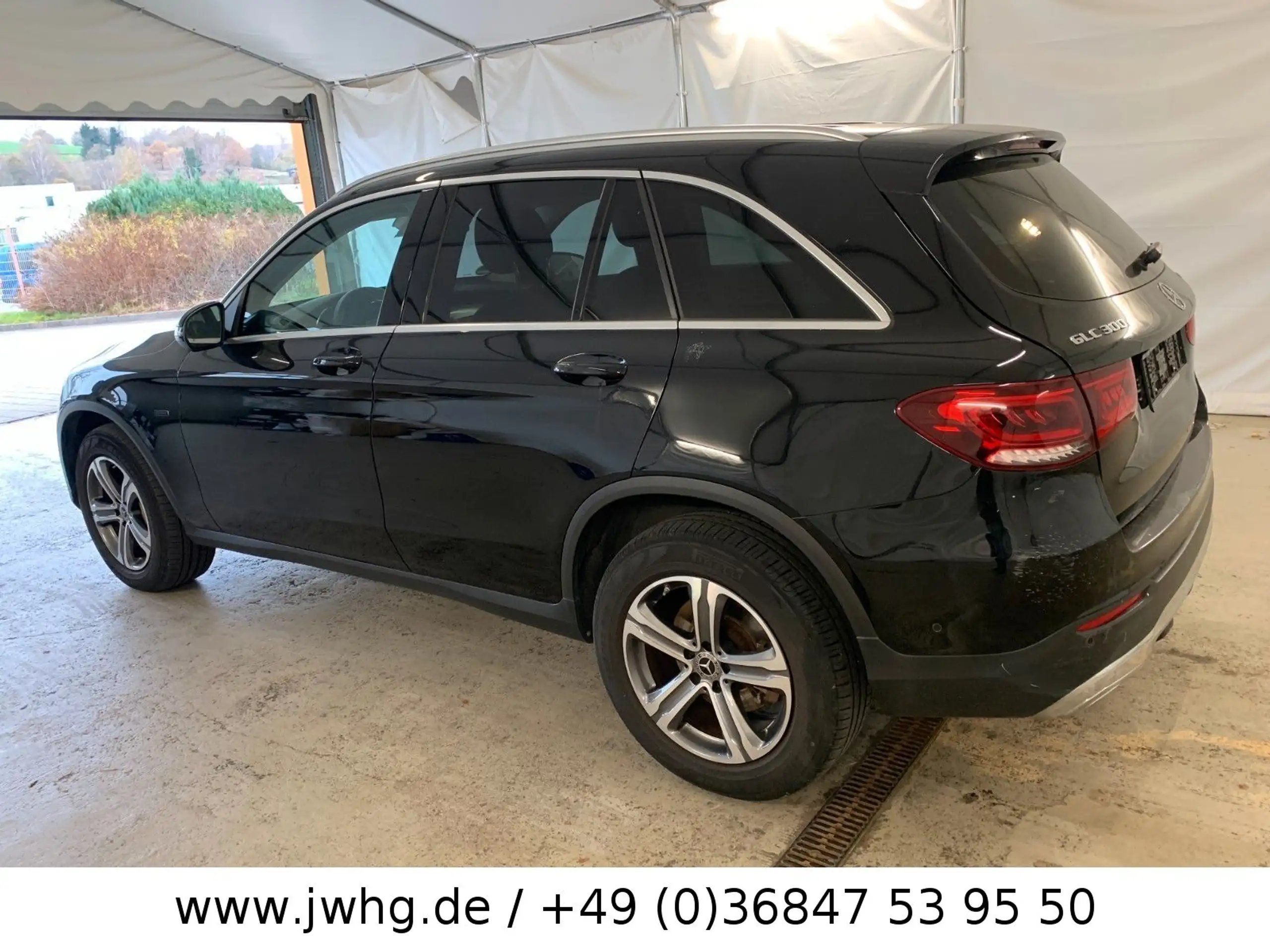 Mercedes-Benz - GLC 300