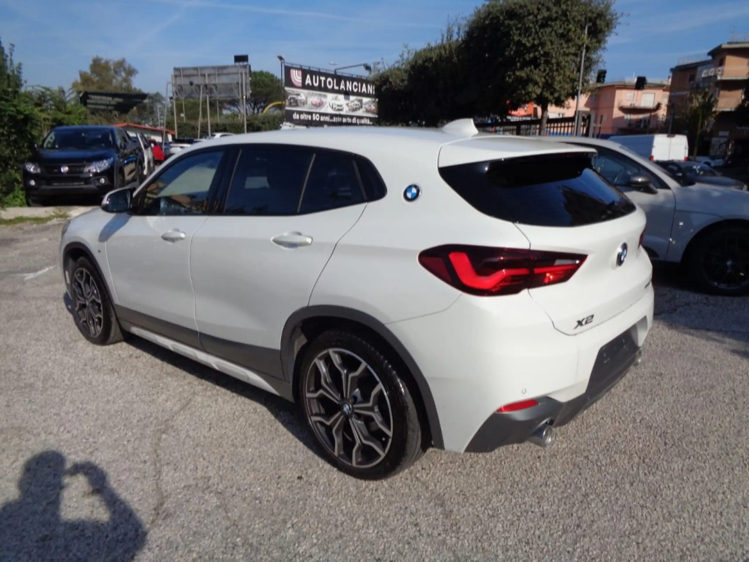 BMW - X2