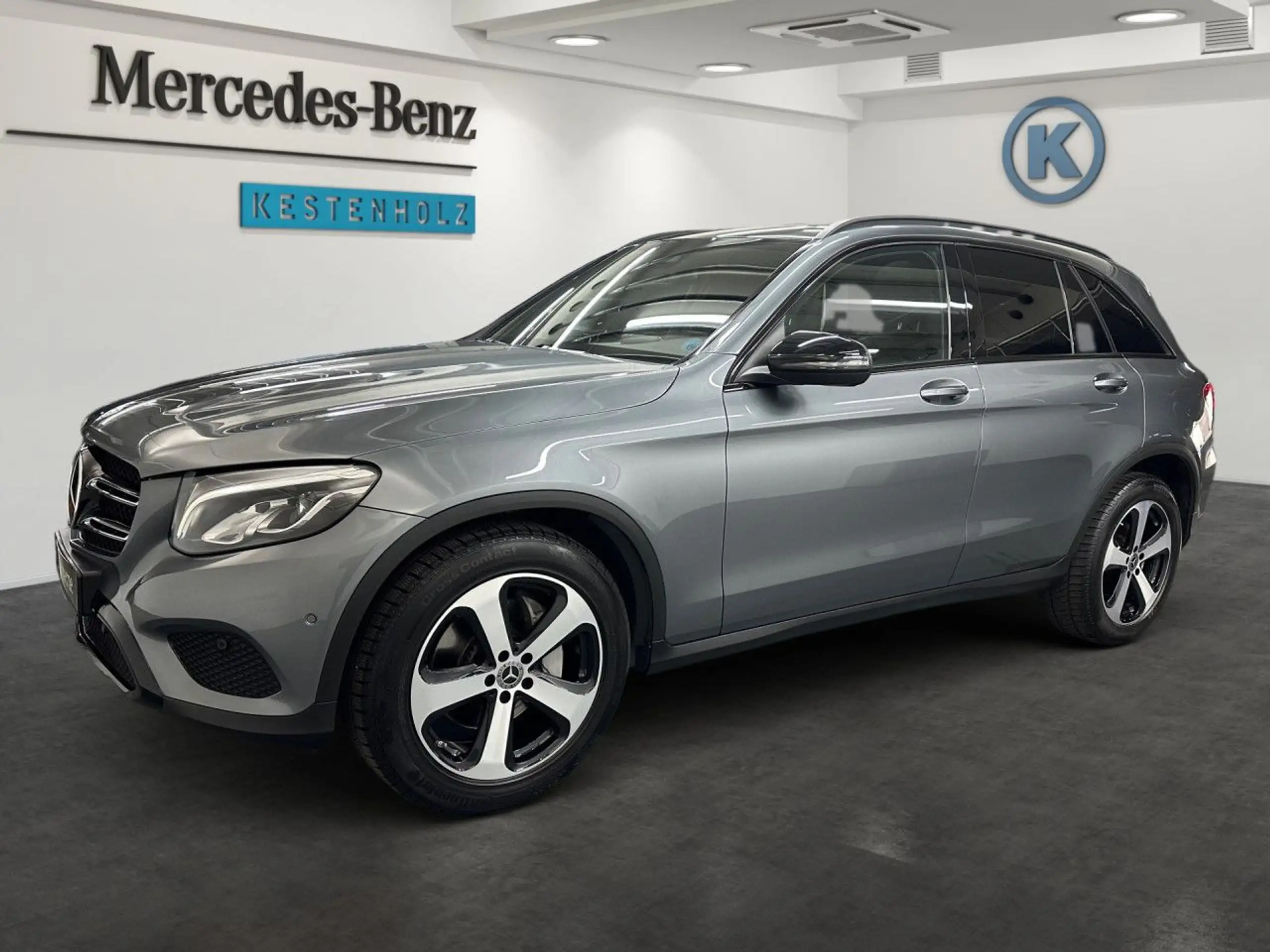 Mercedes-Benz - GLC 250