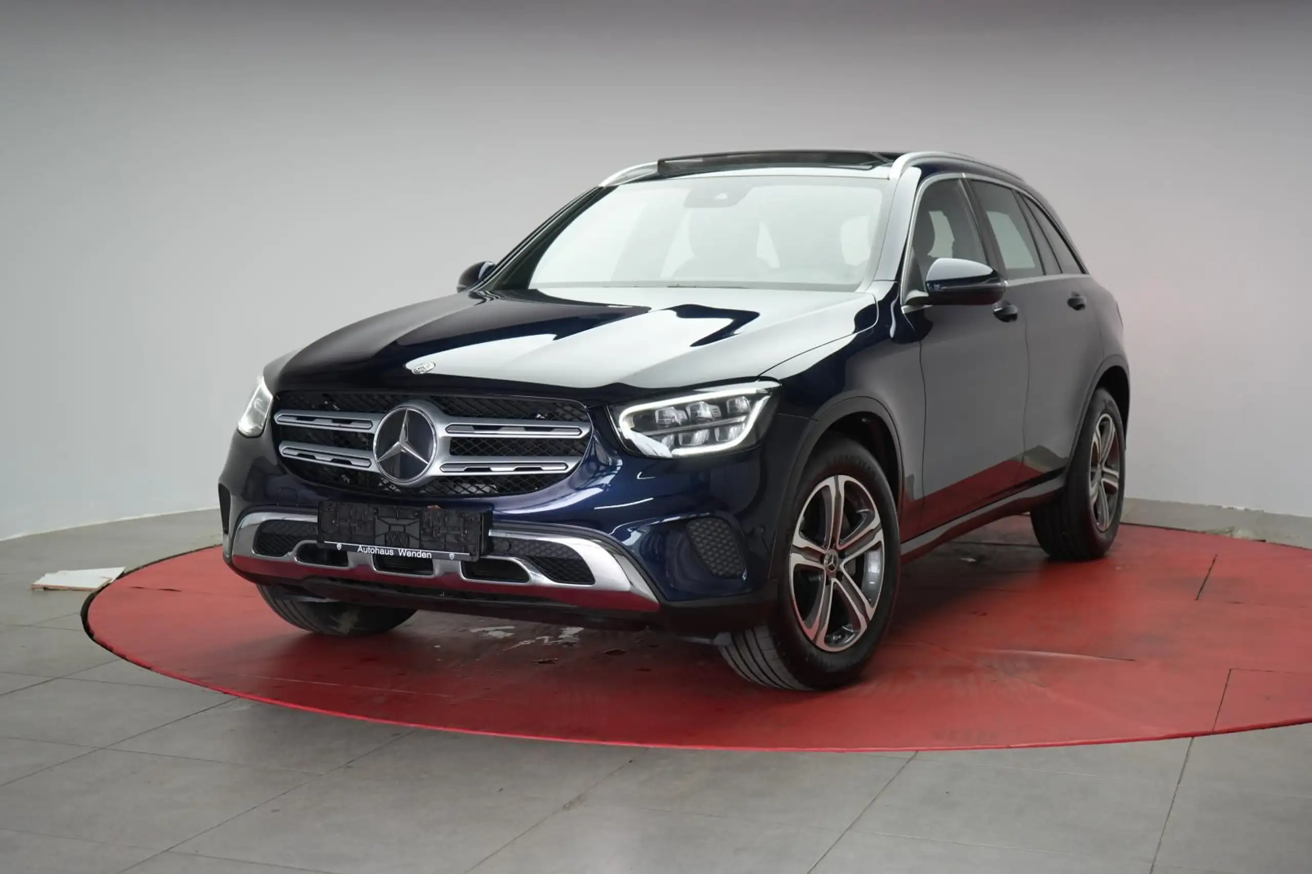 Mercedes-Benz - GLC 220