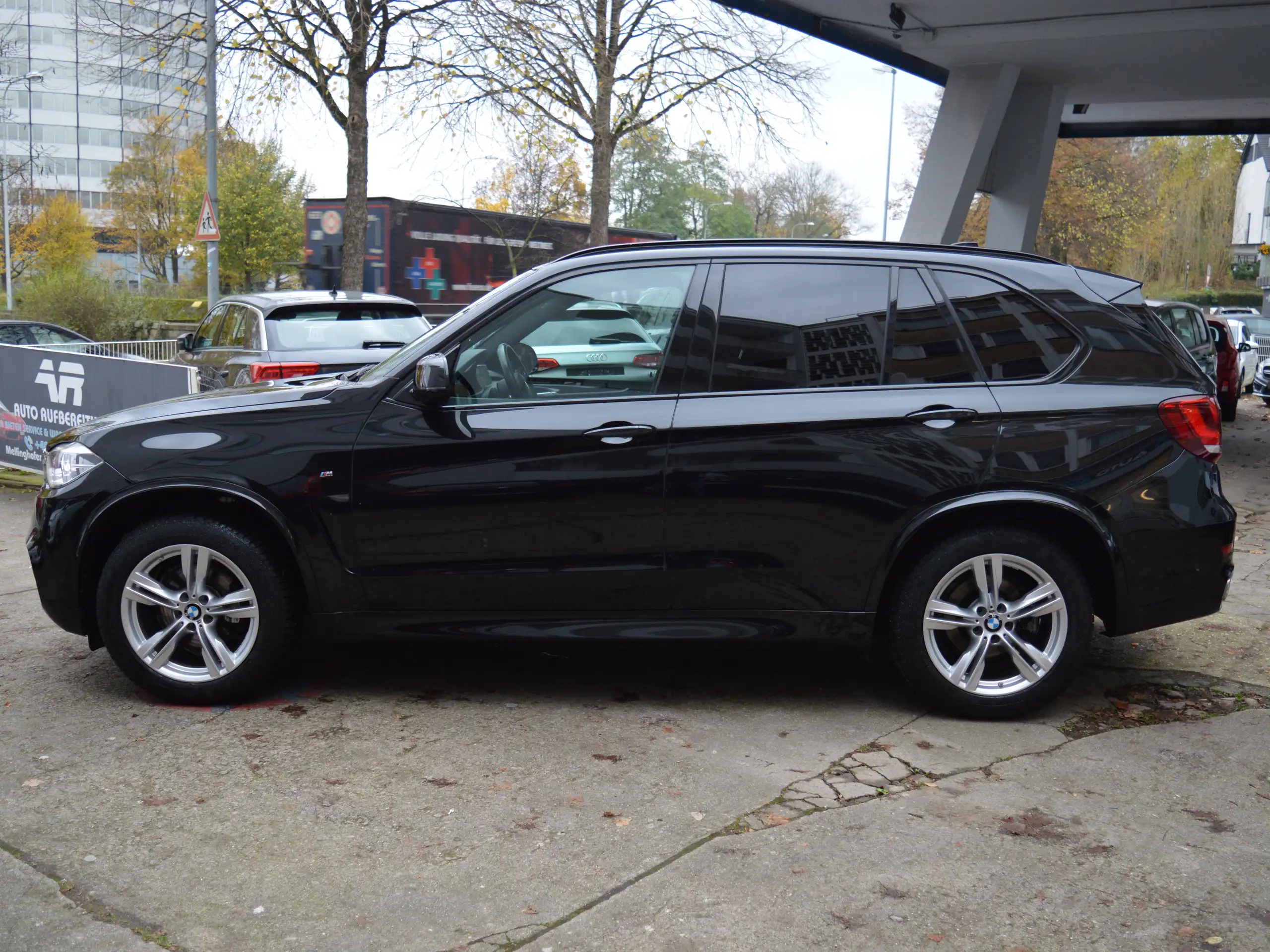 BMW - X5