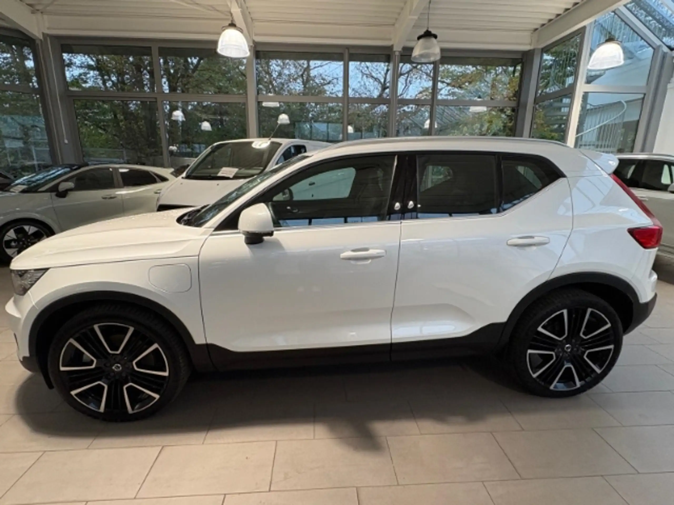 Volvo - XC40