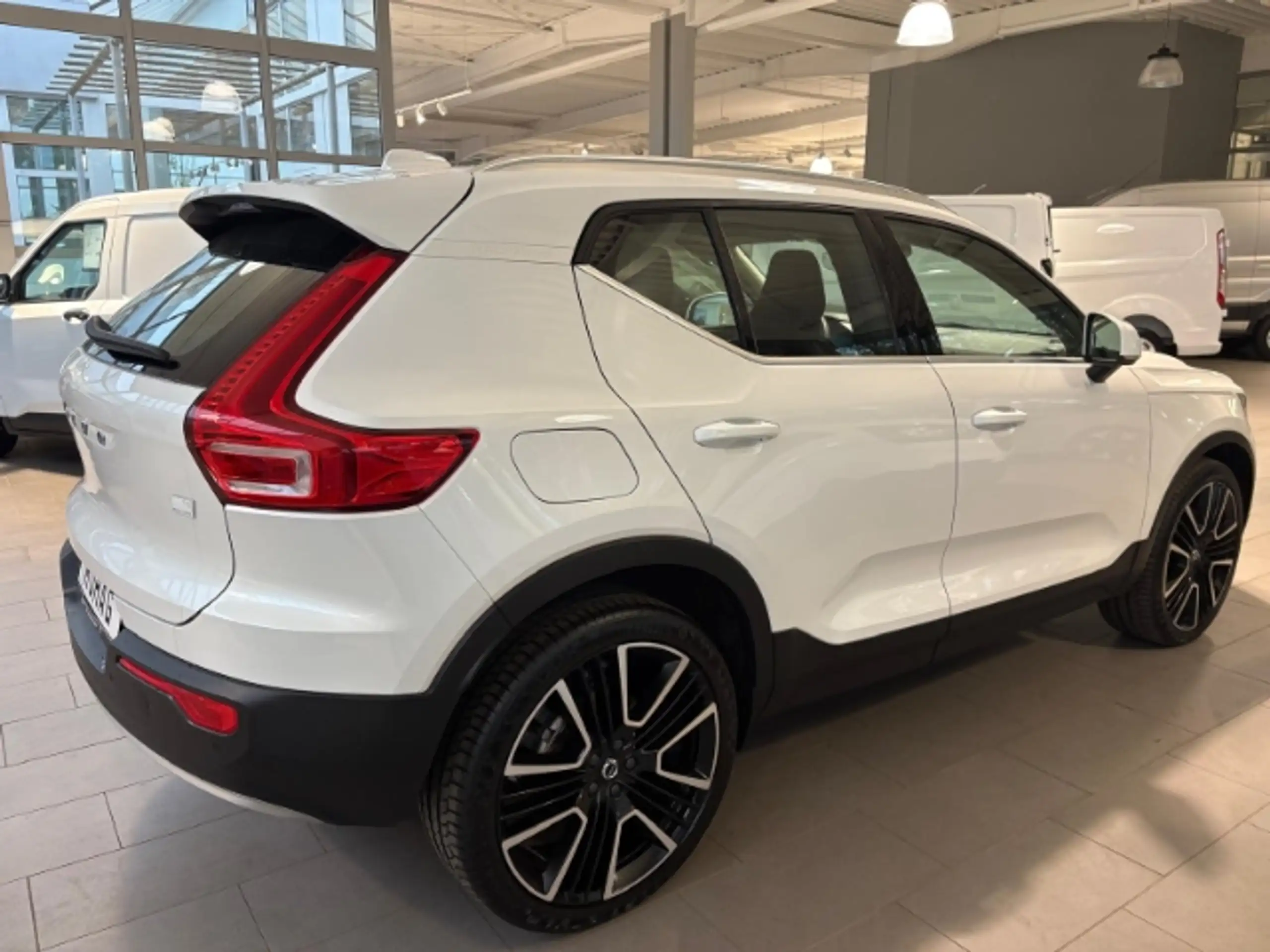 Volvo - XC40