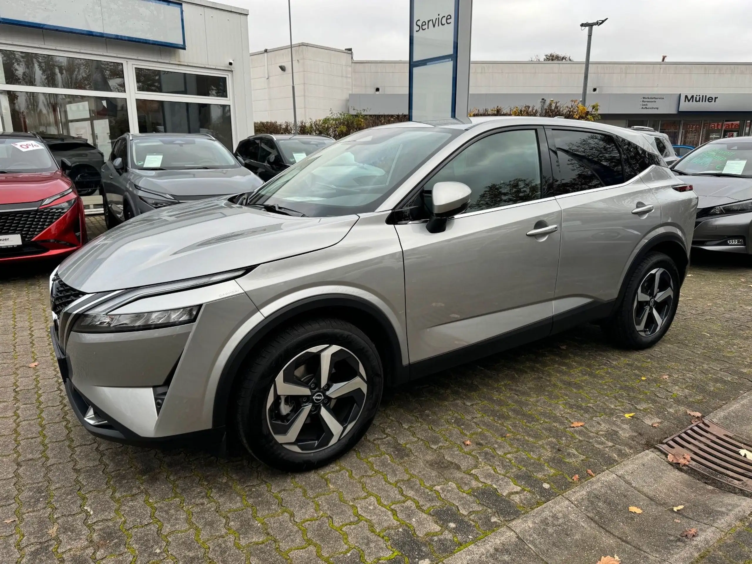 Nissan - Qashqai