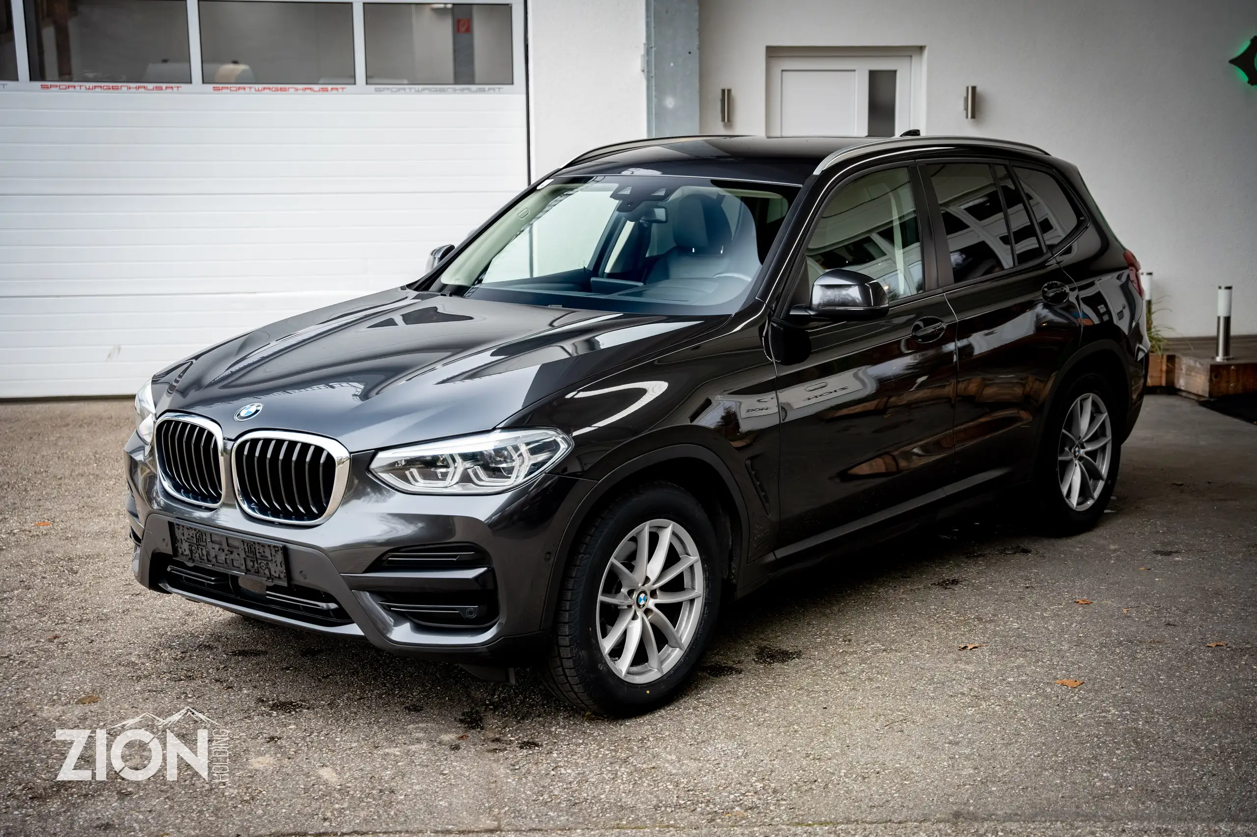 BMW - X3