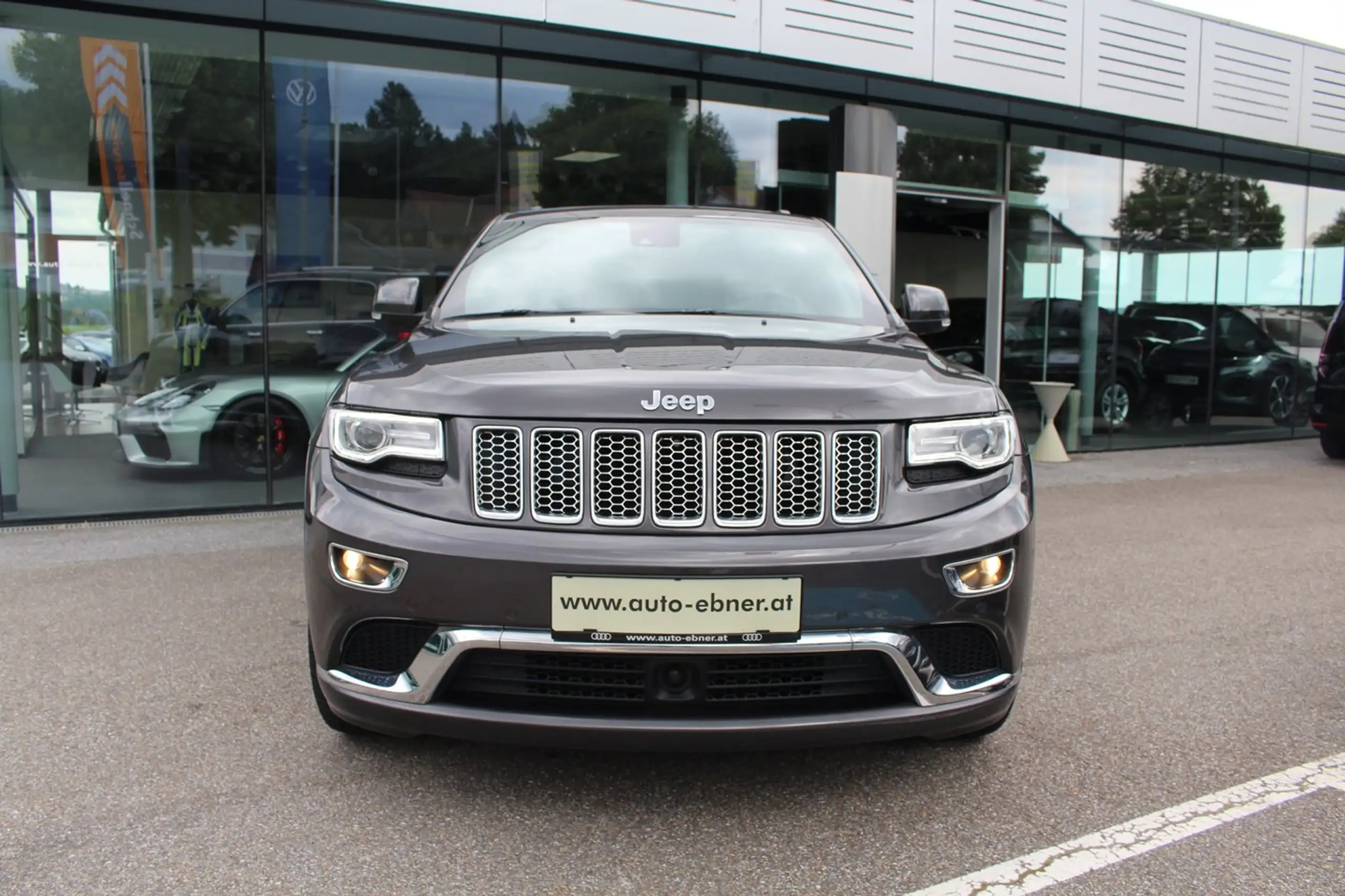 Jeep - Grand Cherokee