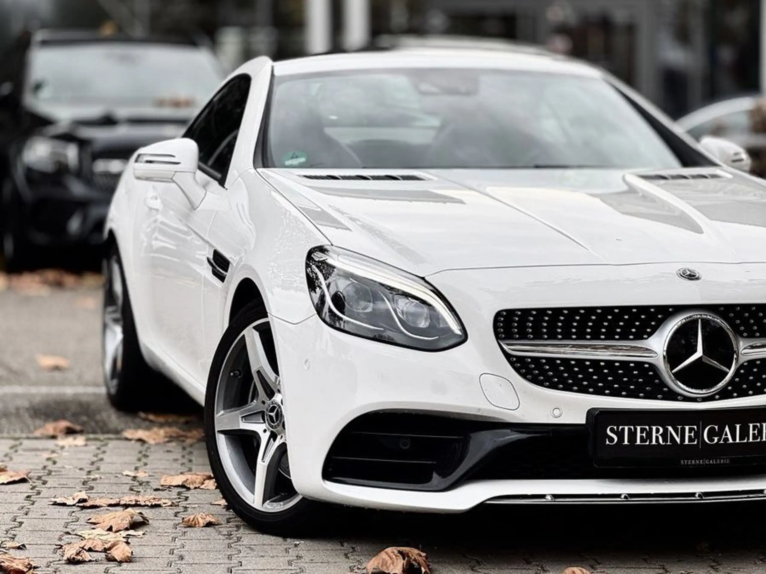 Mercedes-Benz - SLC 200