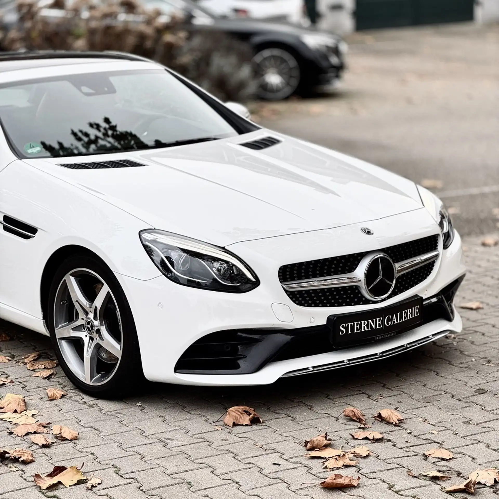 Mercedes-Benz - SLC 200