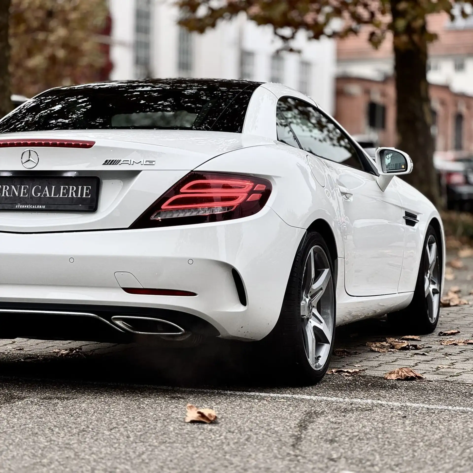 Mercedes-Benz - SLC 200