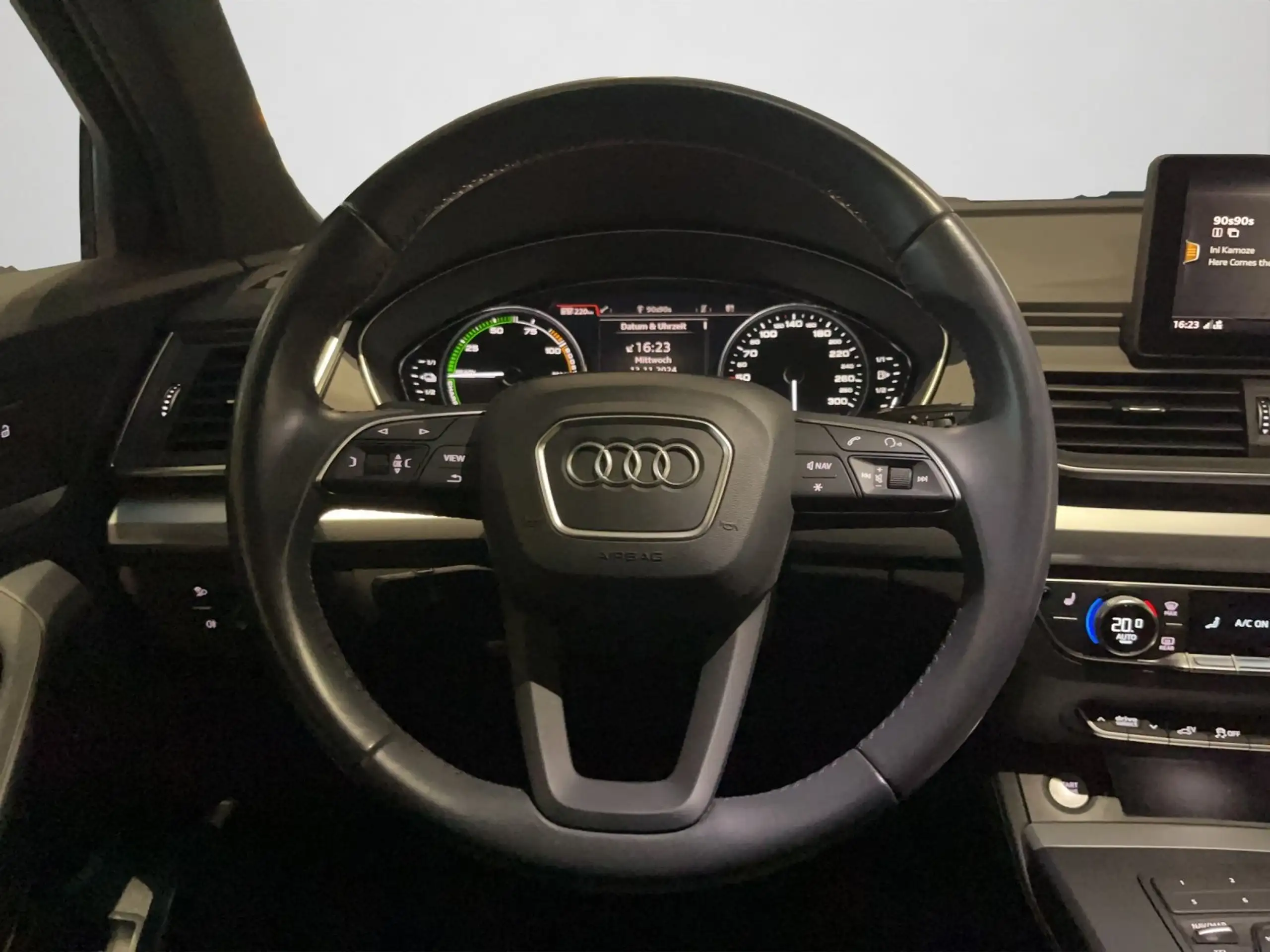 Audi - Q5