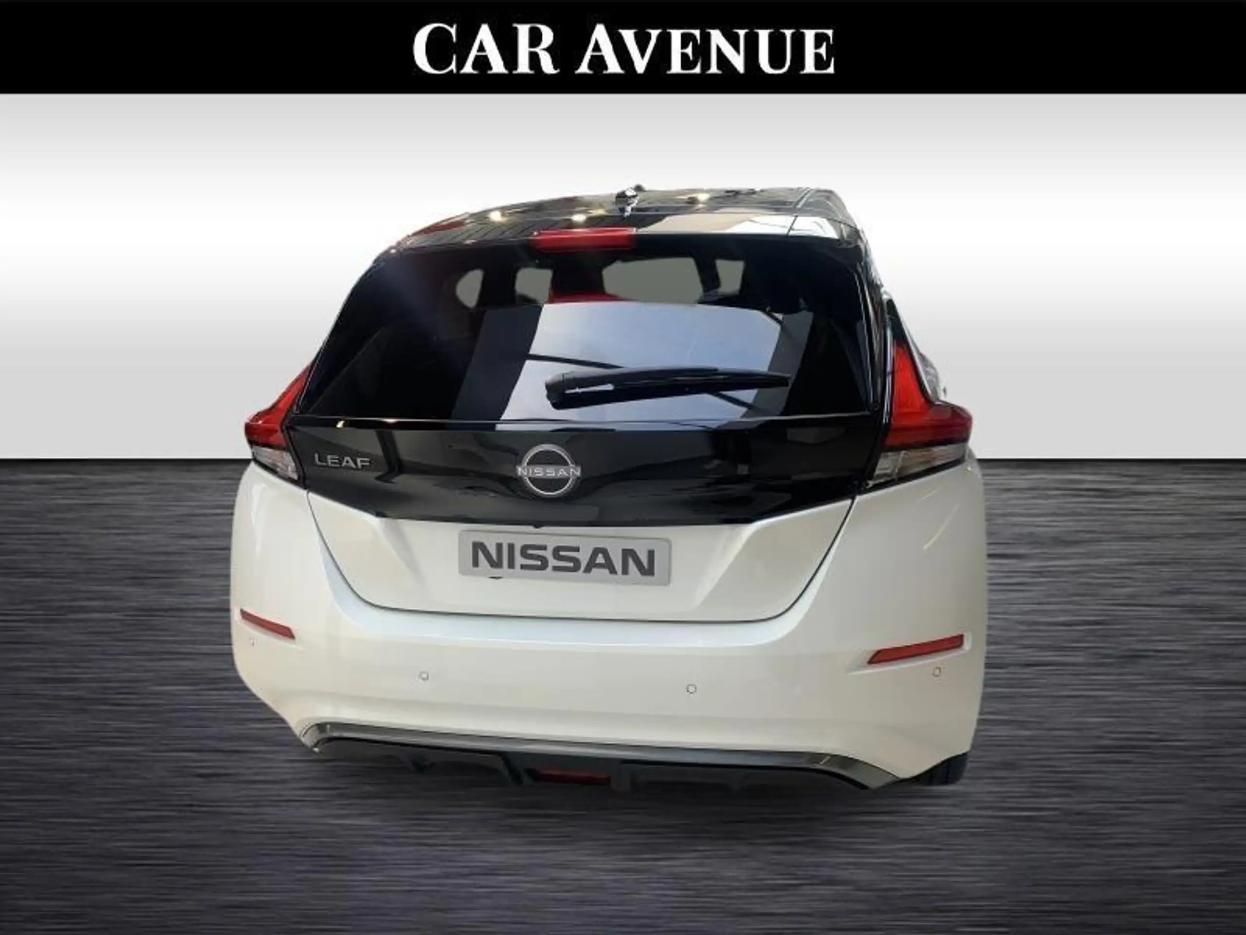 Nissan - Leaf