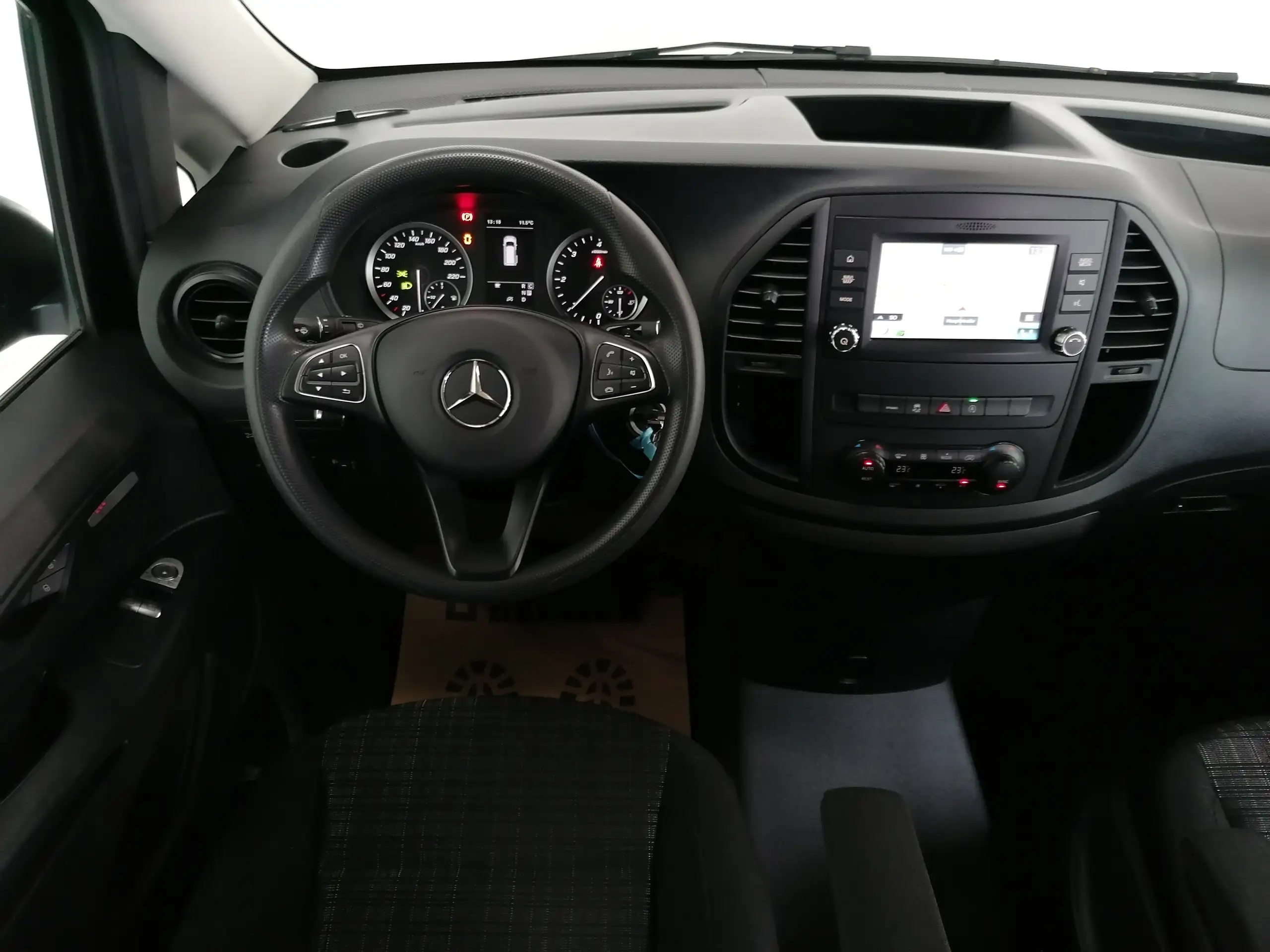 Mercedes-Benz - Vito