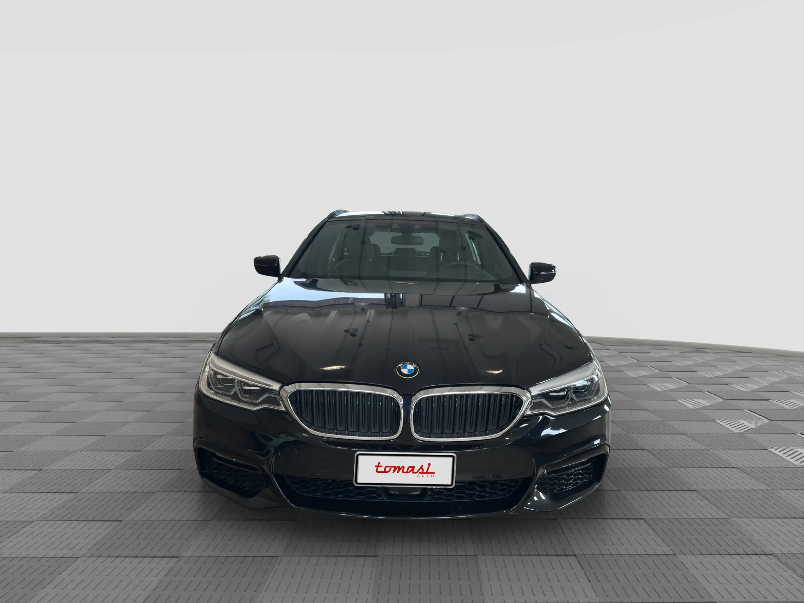 BMW - 520