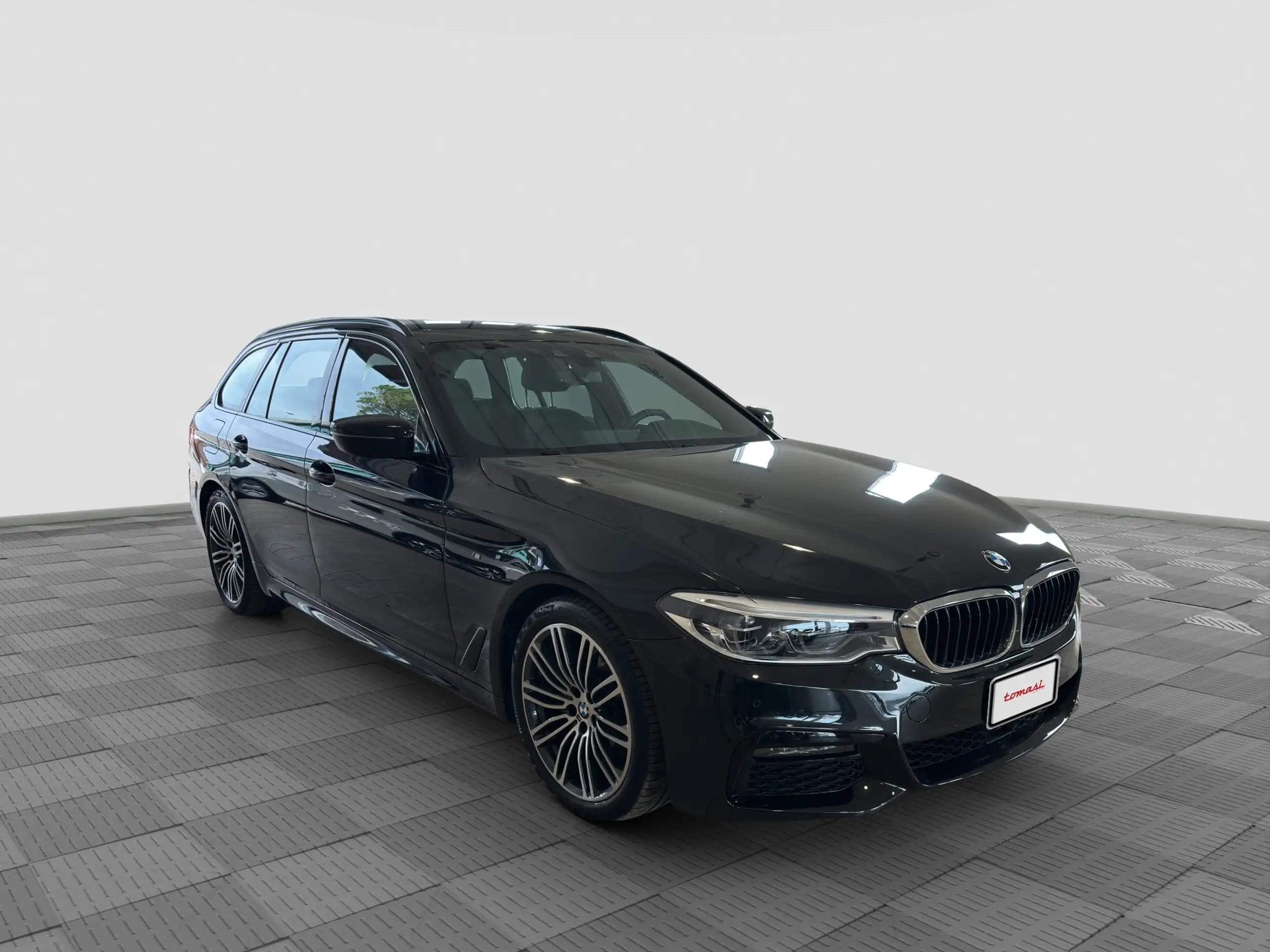 BMW - 520