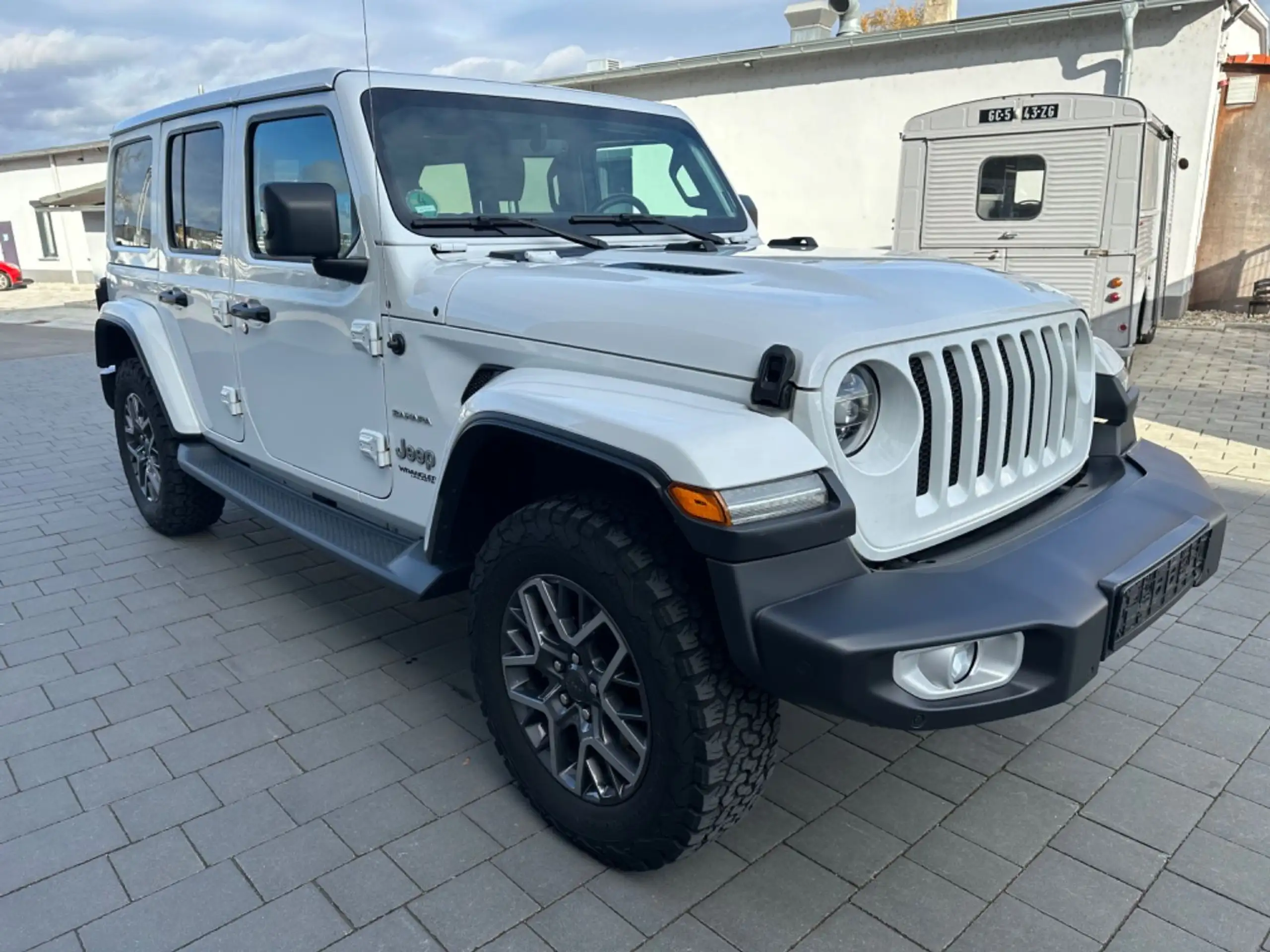 Jeep - Wrangler