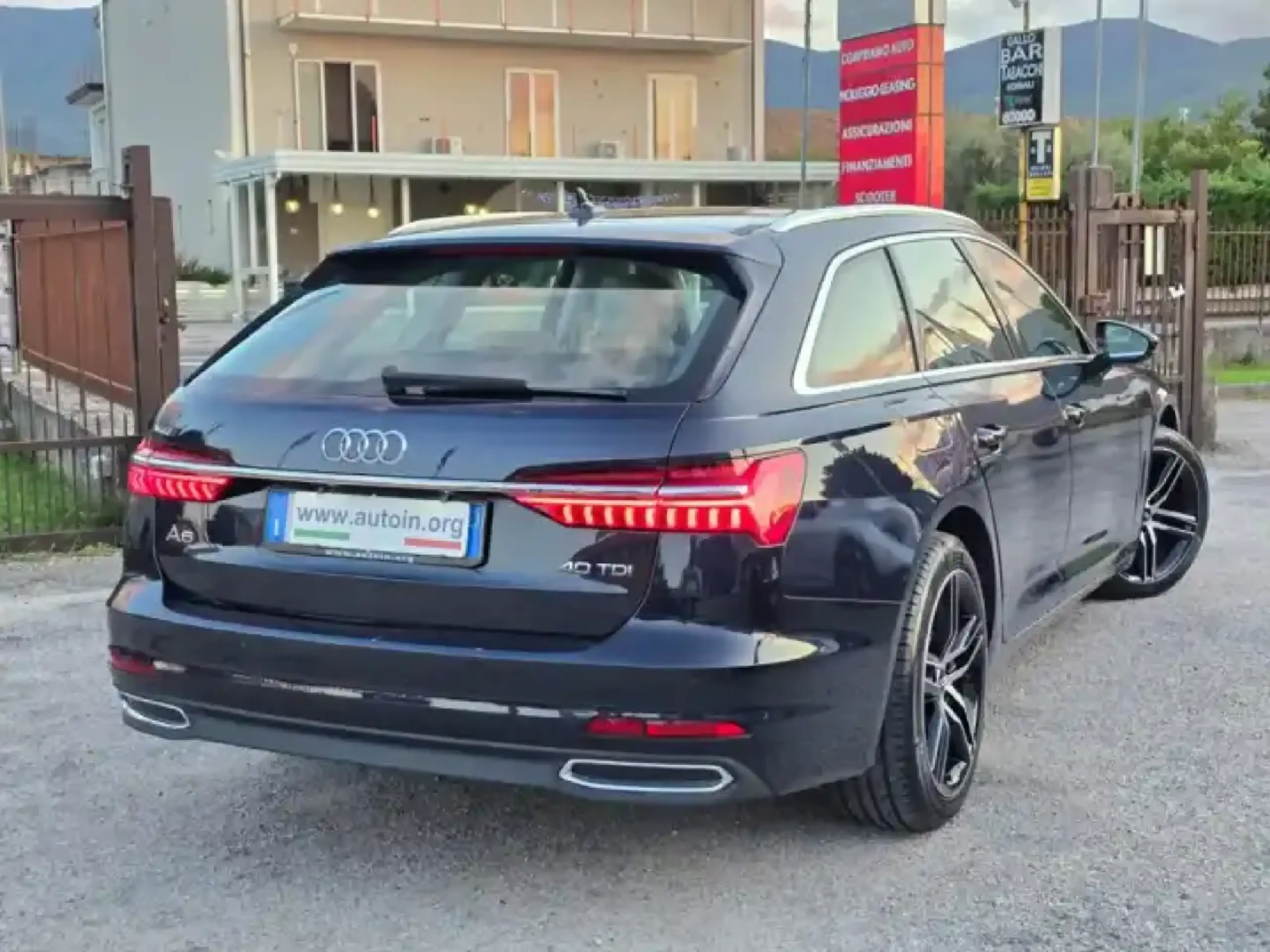 Audi - A6