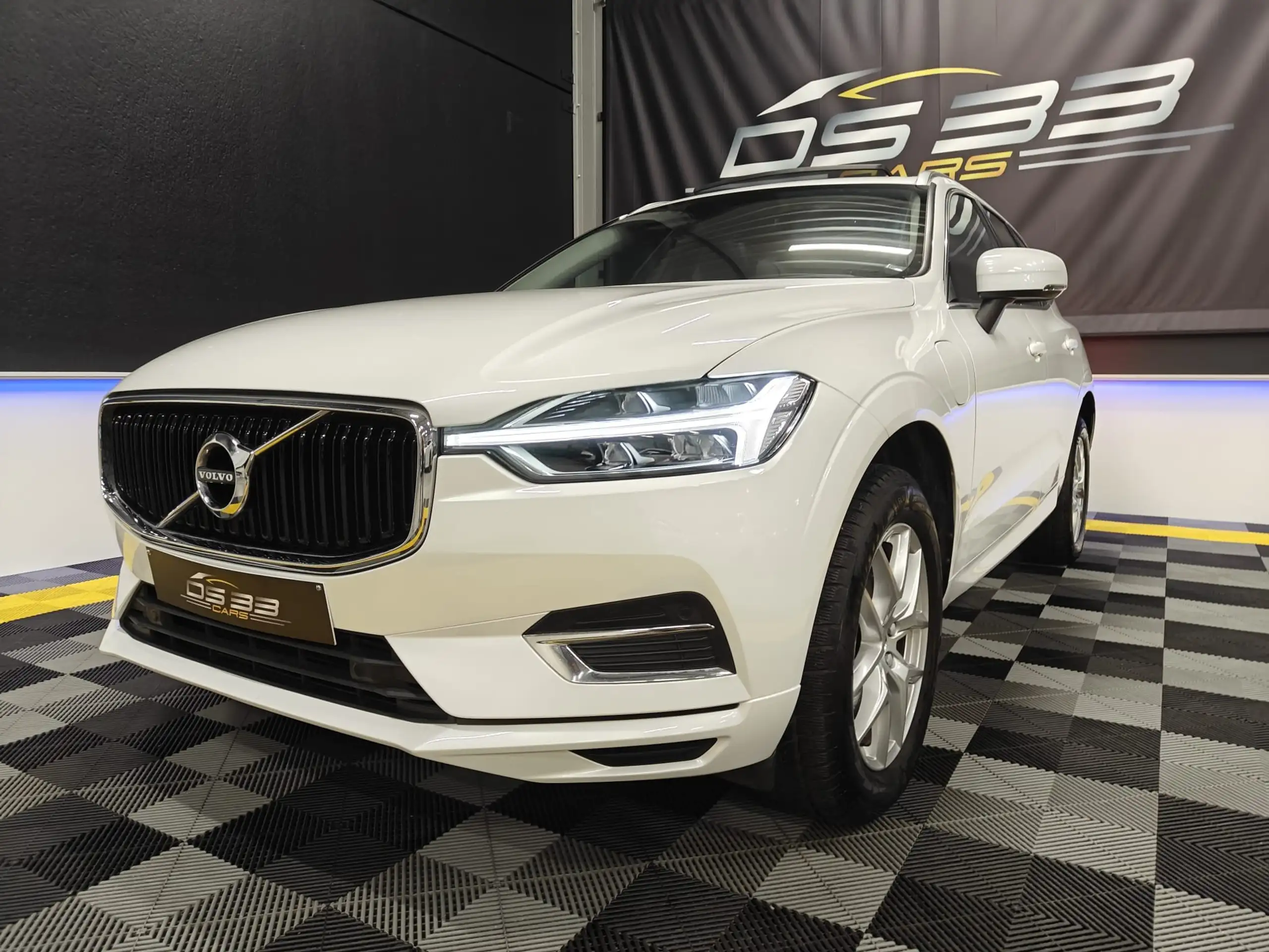 Volvo - XC60