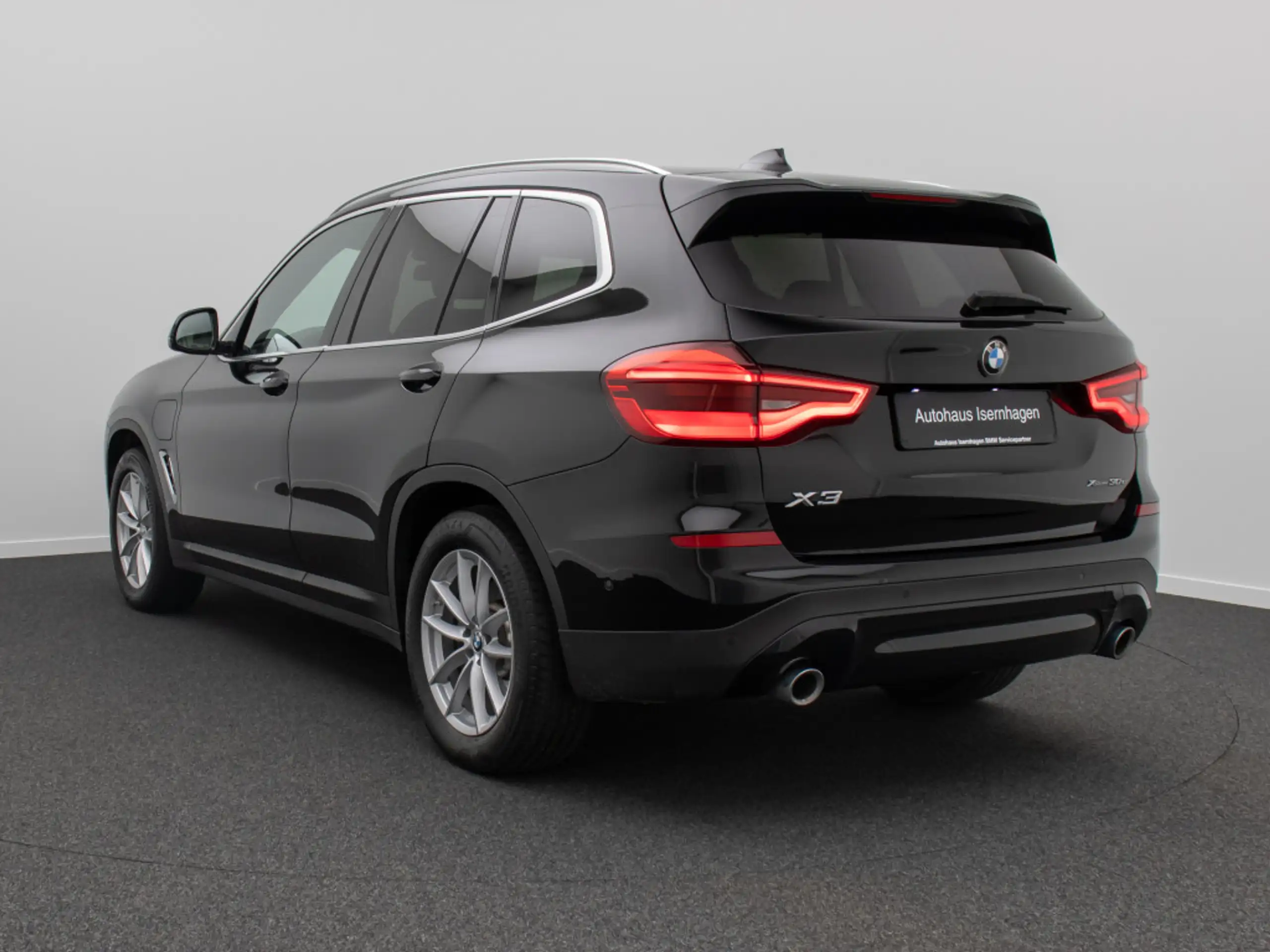 BMW - X3