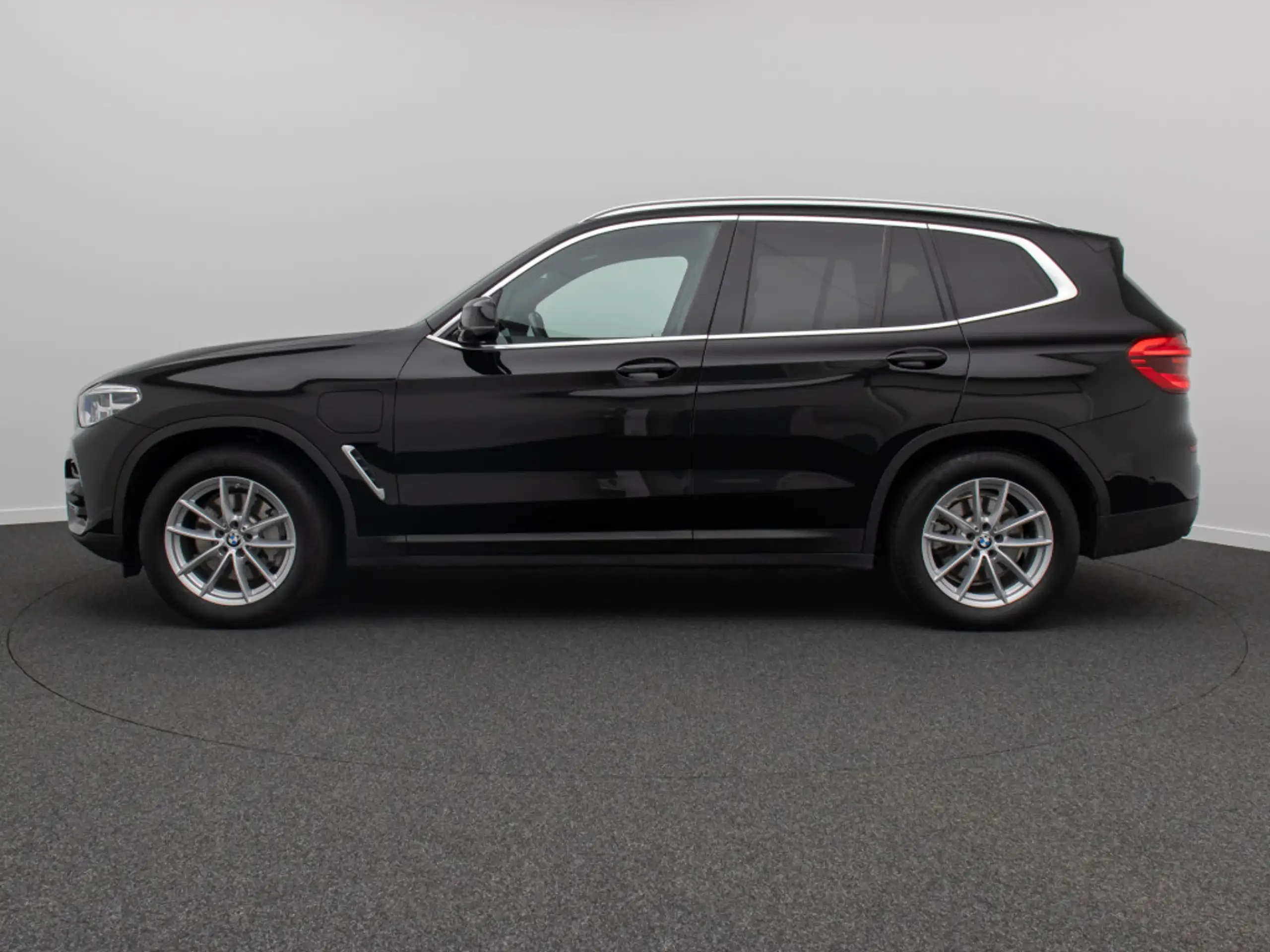 BMW - X3