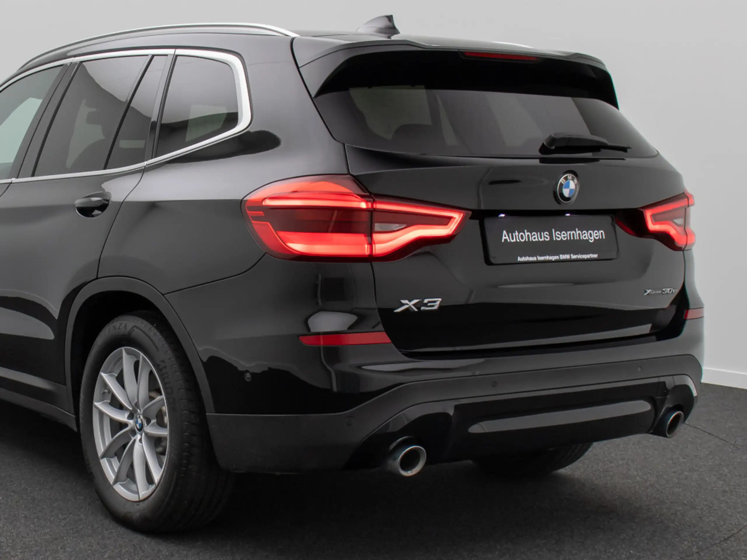 BMW - X3