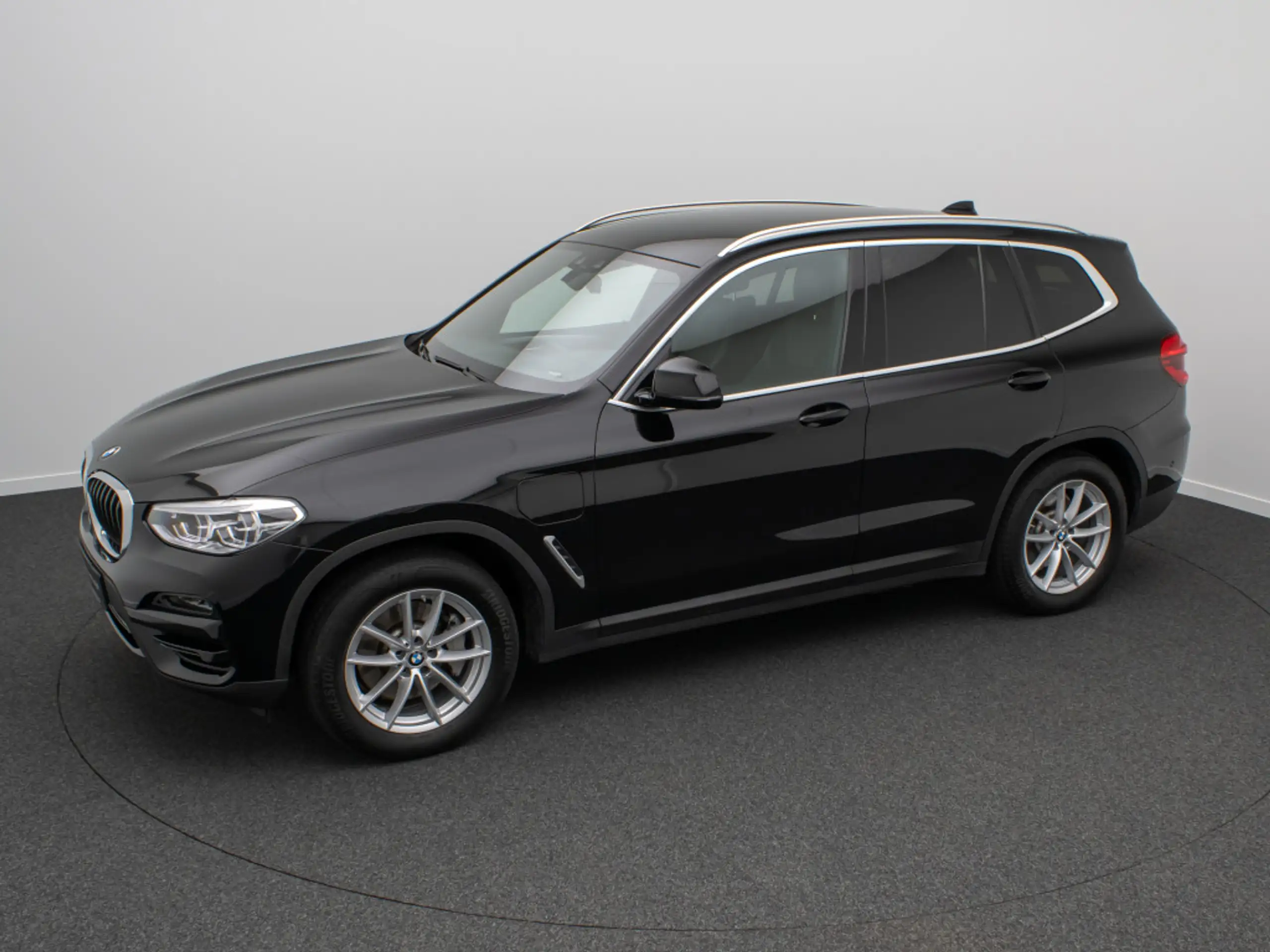 BMW - X3