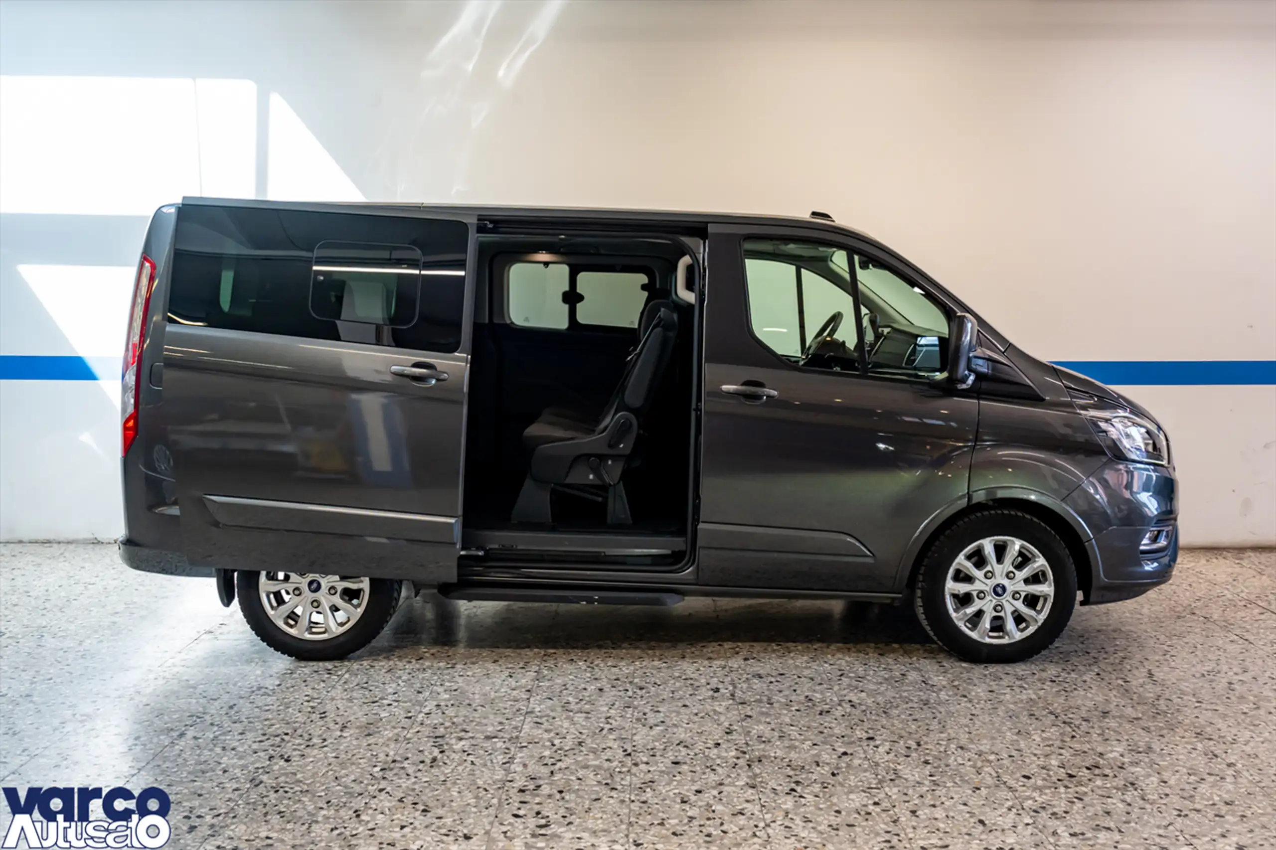 Ford - Tourneo Custom