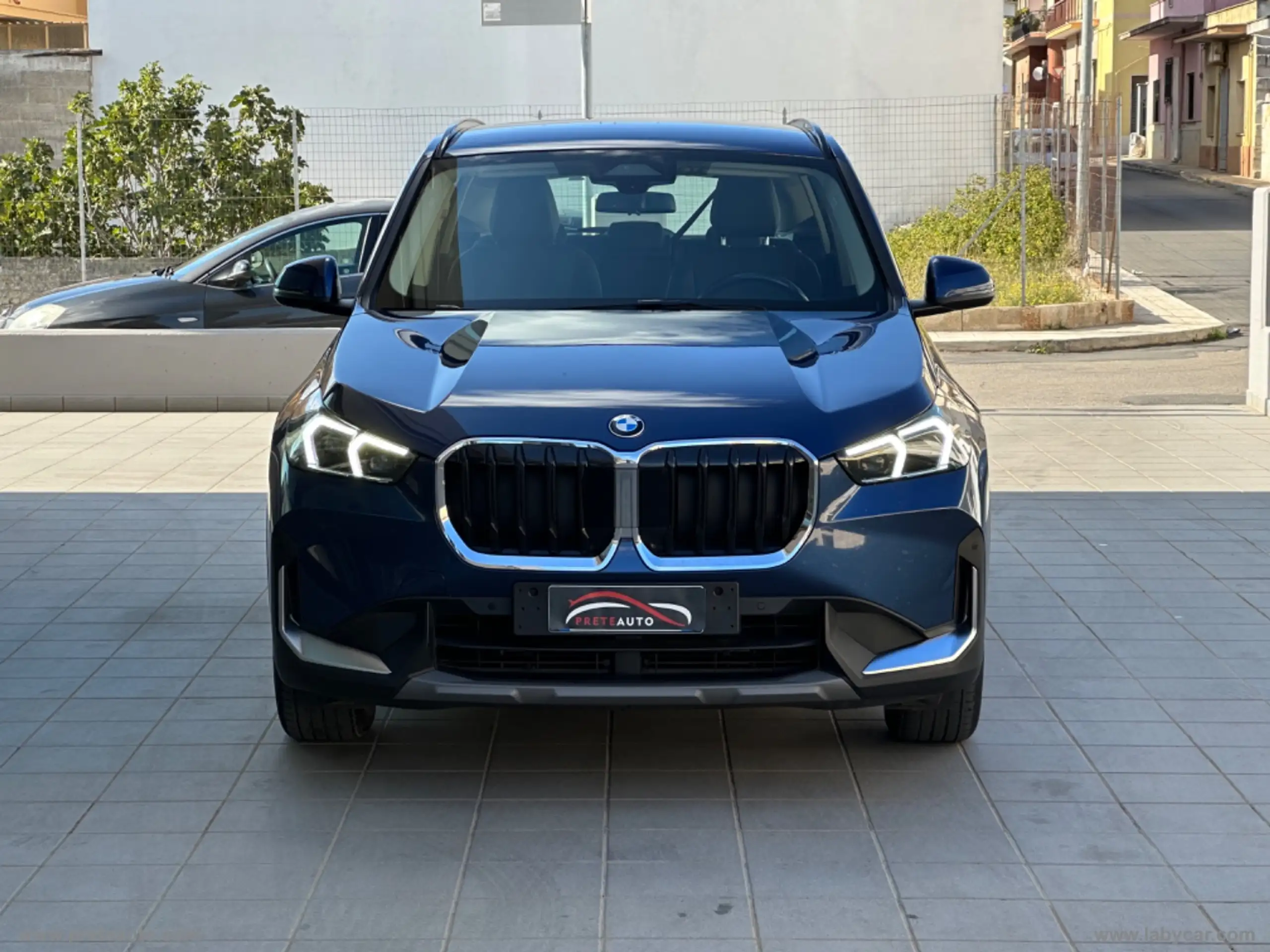 BMW - X1