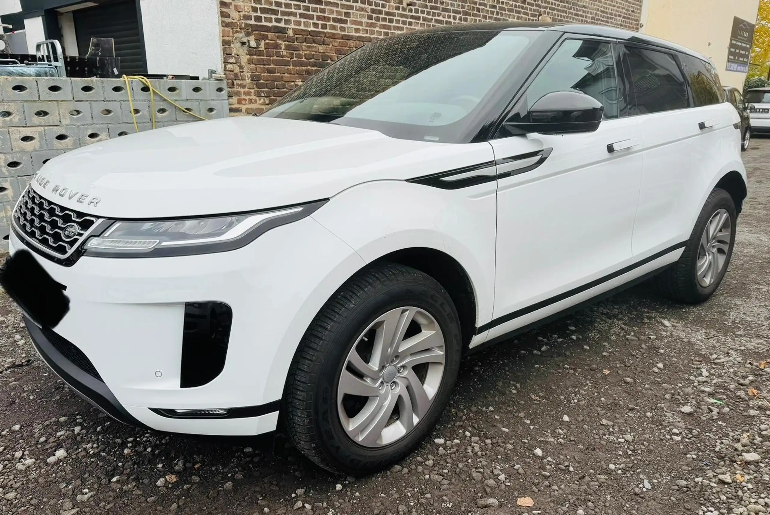 Land Rover - Range Rover Evoque