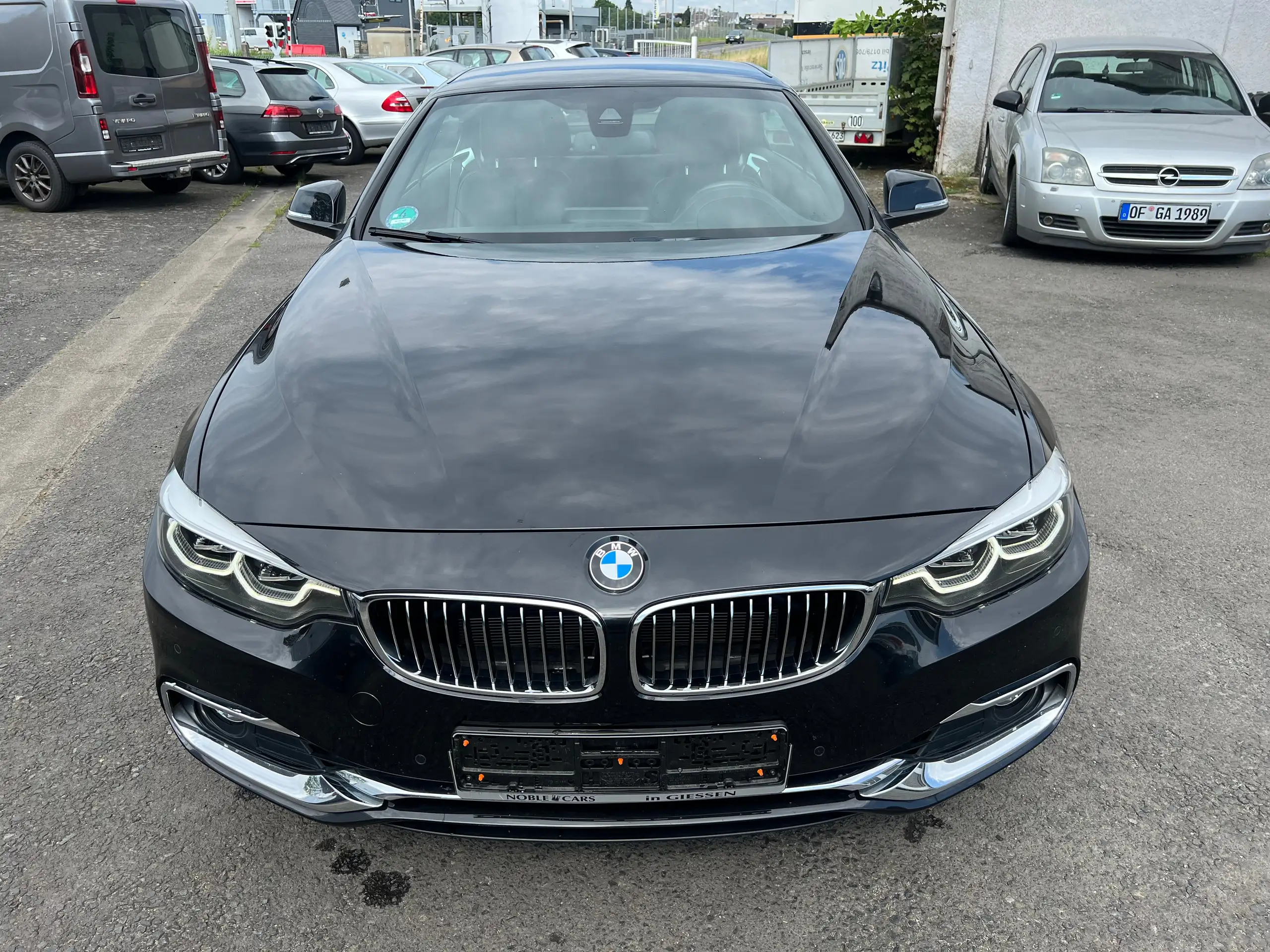 BMW - 440