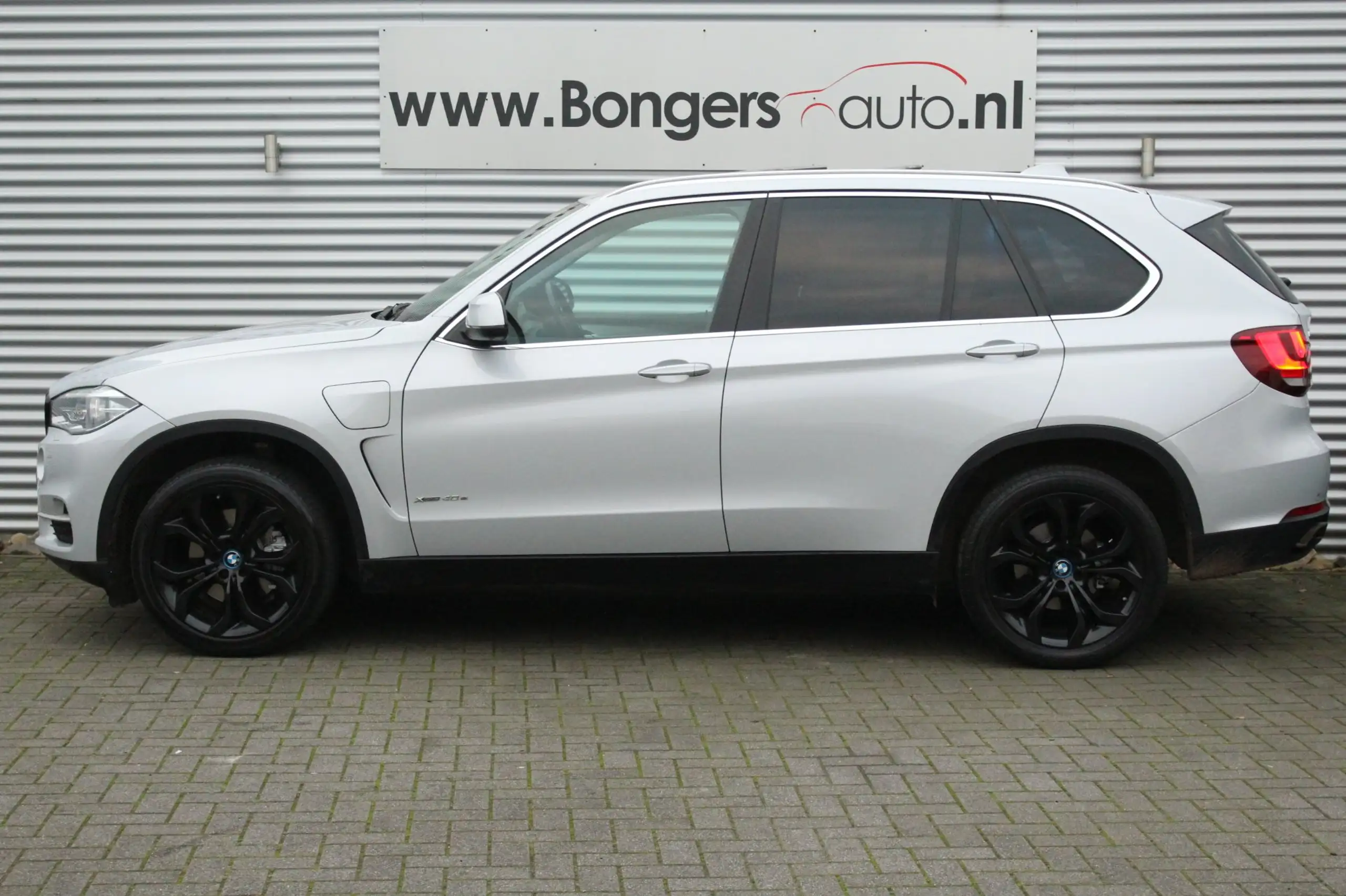 BMW - X5